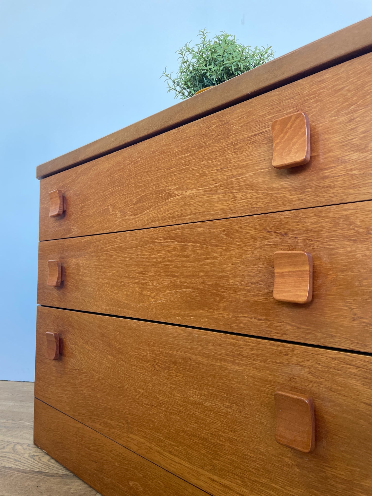 Vintage Stag Chest of Drawers – Mid-Century Modern 3 Drawer Teak Dresser