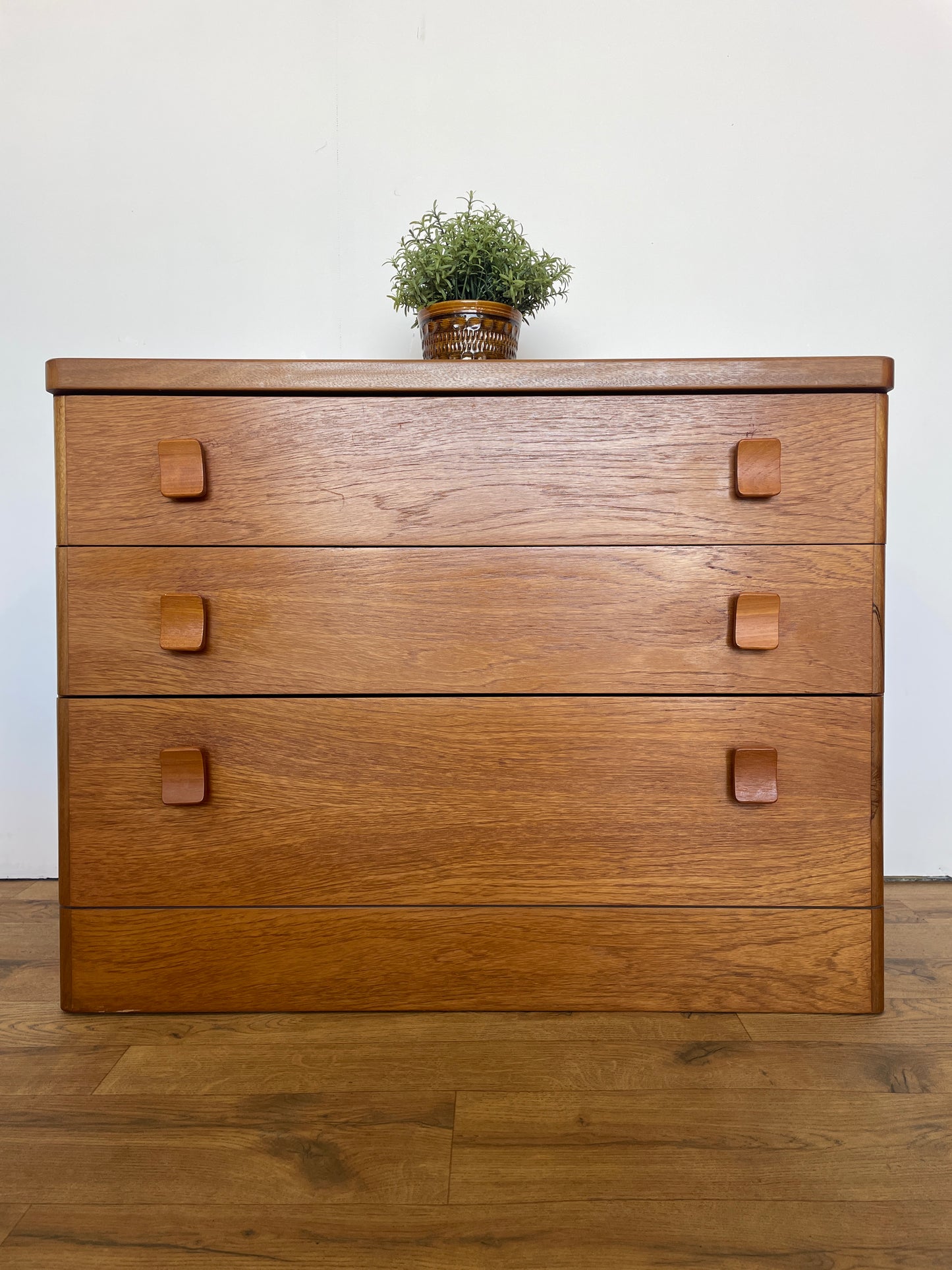 Vintage Stag Chest of Drawers – Mid-Century Modern 3 Drawer Teak Dresser
