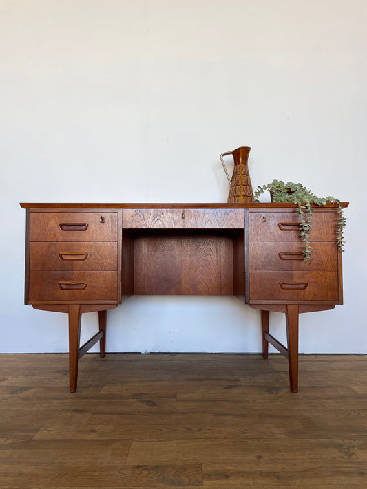 Vintage Danish Teak Desk – Mid Century Modern Office Furniture (1960s)