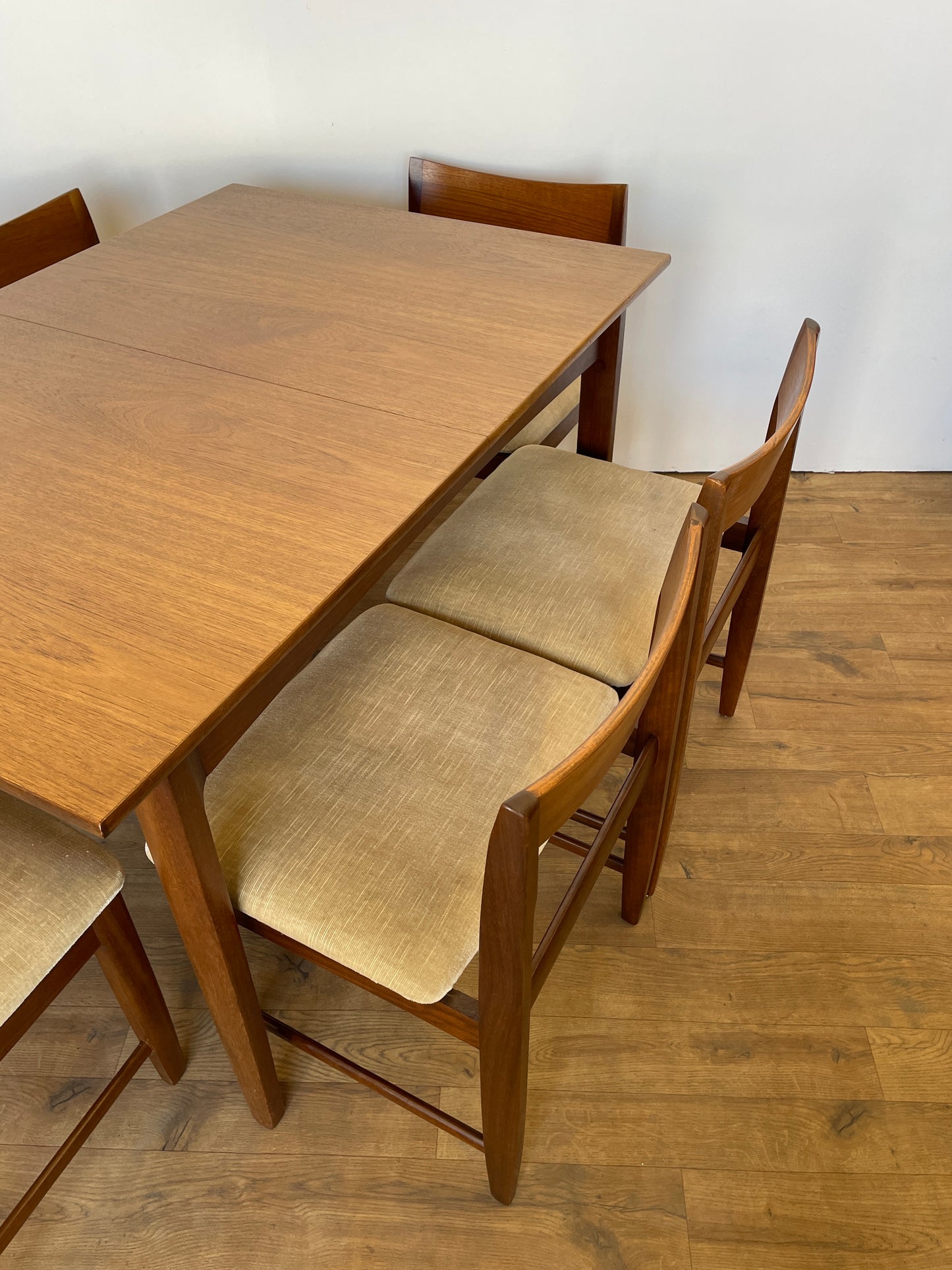 Vintage Mid-Century Teak Extending Dining Table with 6 Chairs – Bath Cabinet Makers (1960s)