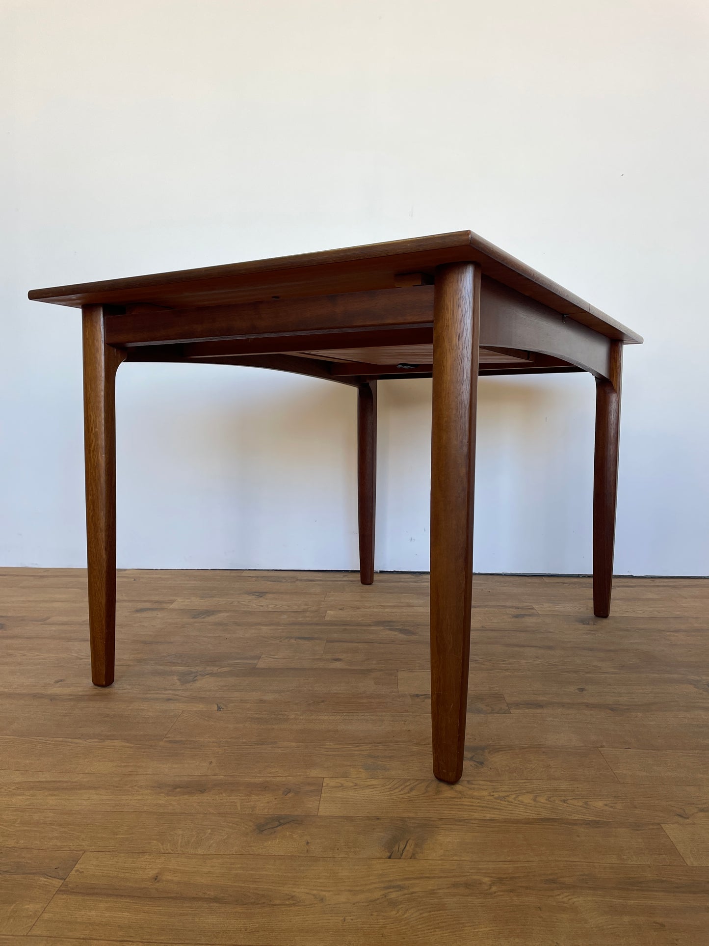 Vintage Mid-Century Teak Extending Dining Table with 6 Chairs – Bath Cabinet Makers (1960s)