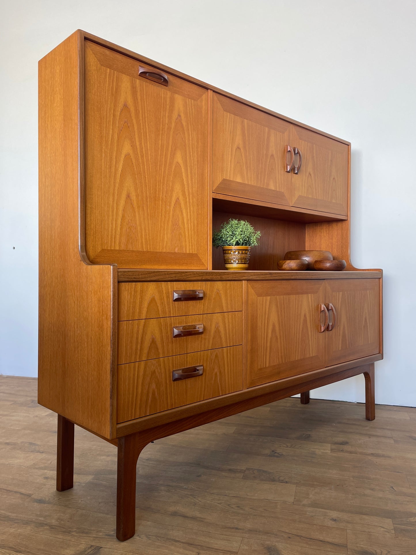Vintage G Plan Sierra Highboard – Mid Century Modern Teak Cabinet (1960s)