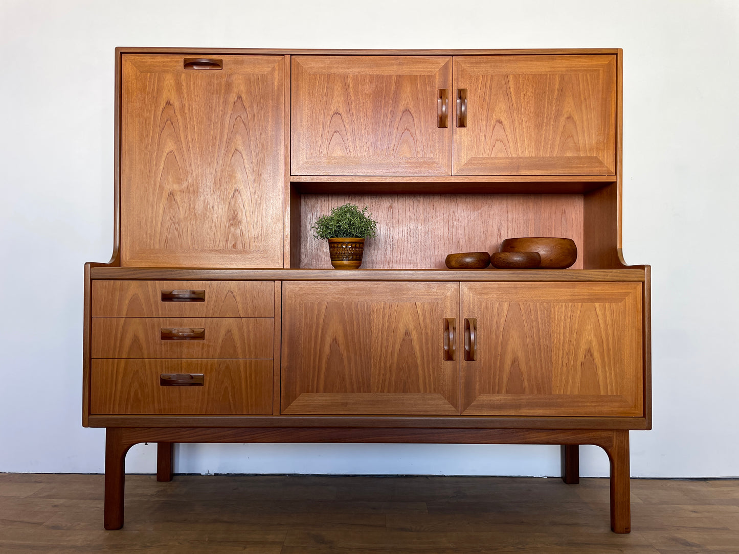 Vintage G Plan Sierra Highboard – Mid Century Modern Teak Cabinet (1960s)