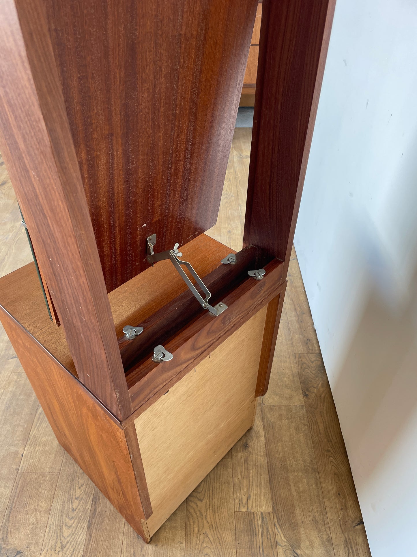 Vintage Meredew Cheval Mirror with Drawers – Mid-Century Modern Teak