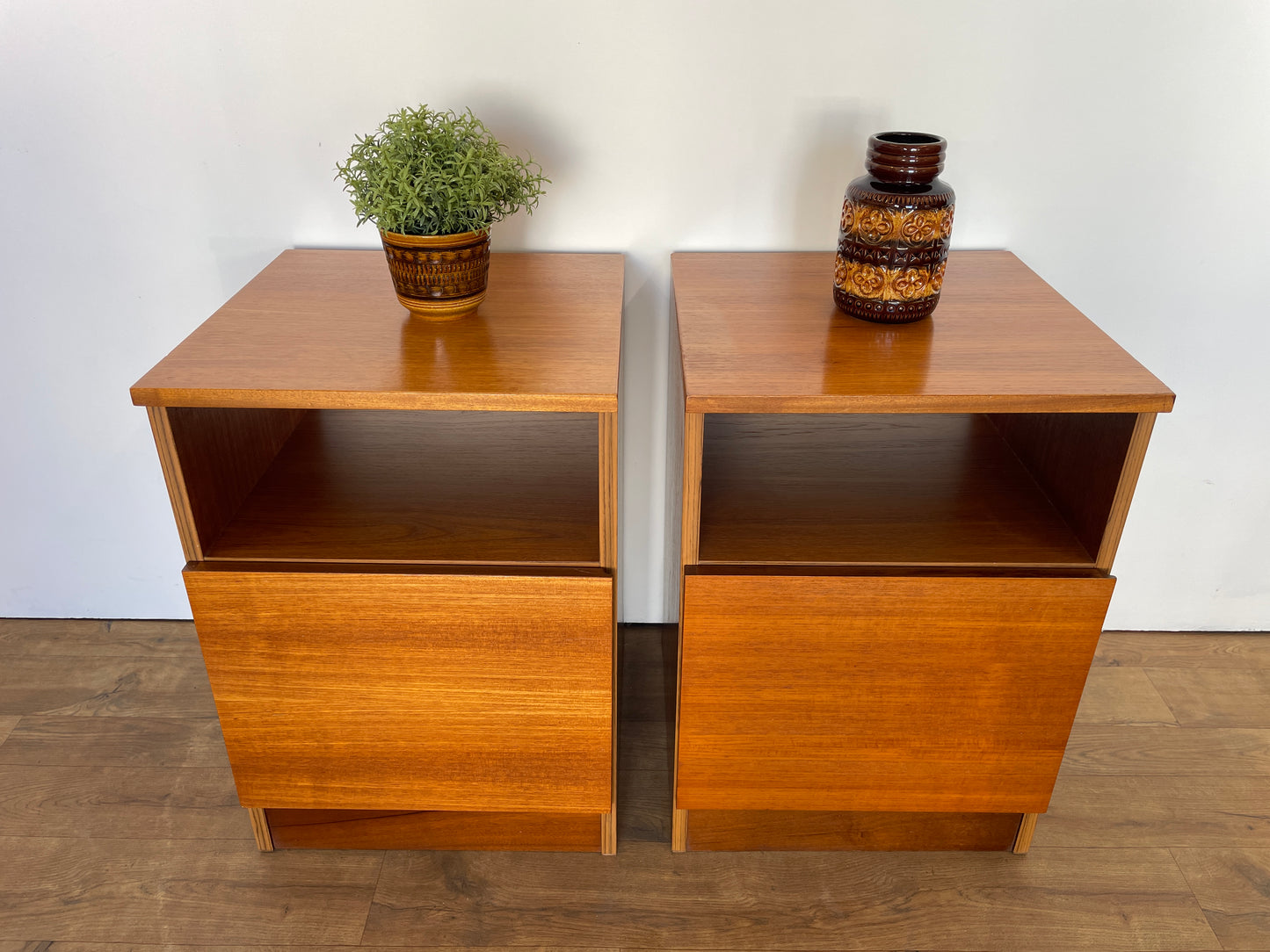 Pair of Vintage Teak Mid-Century Bedside Cabinets – 1960s Scandinavian Style