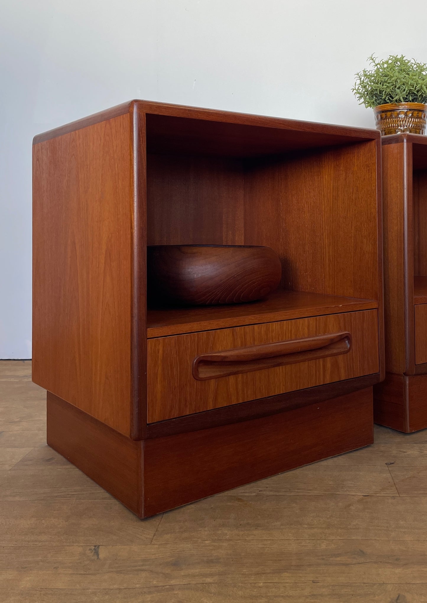 Pair of Mid-Century G Plan Fresco Teak Bedside Cabinets – Vintage Nightstands