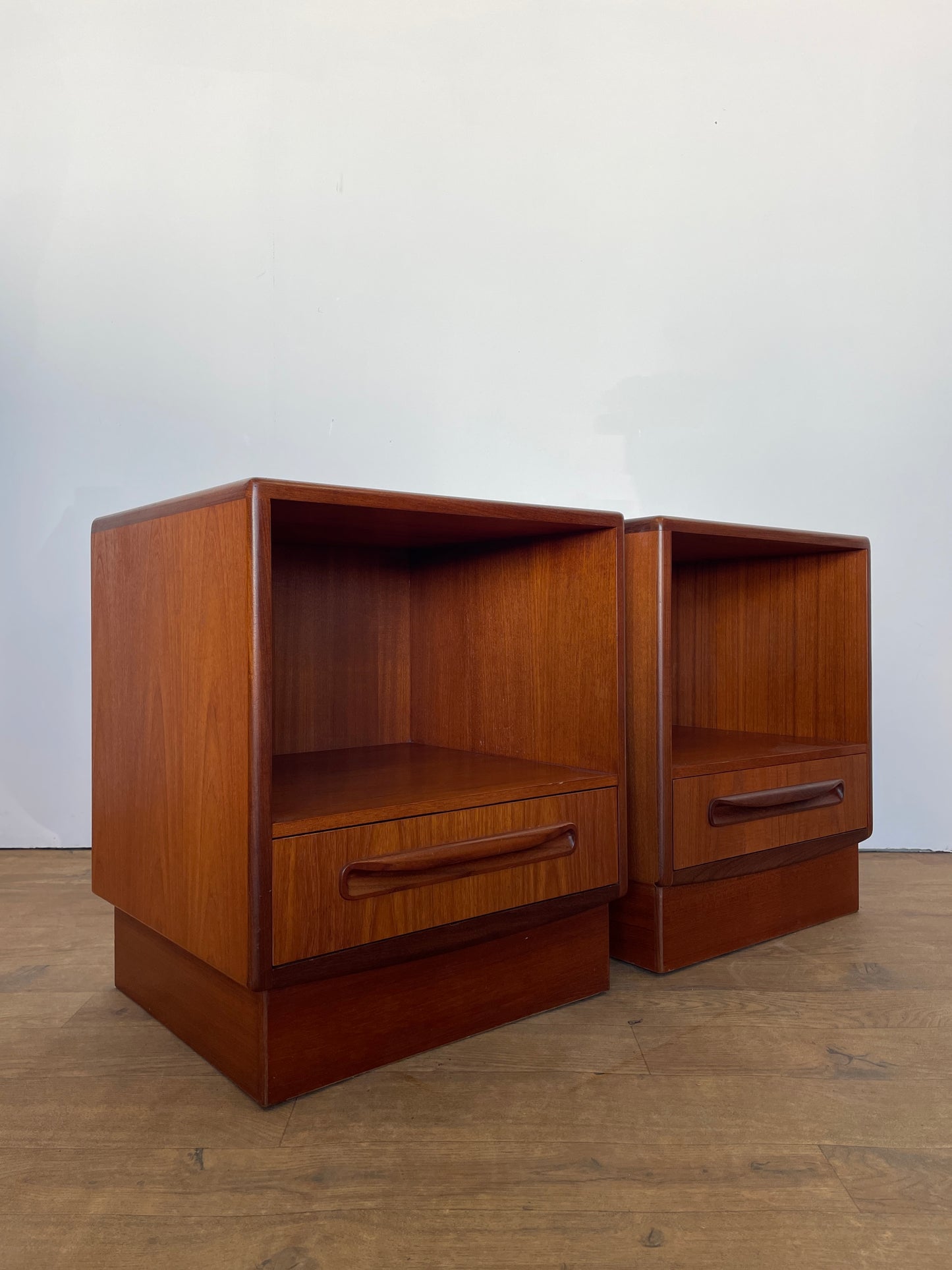 Pair of Mid-Century G Plan Fresco Teak Bedside Cabinets – Vintage Nightstands