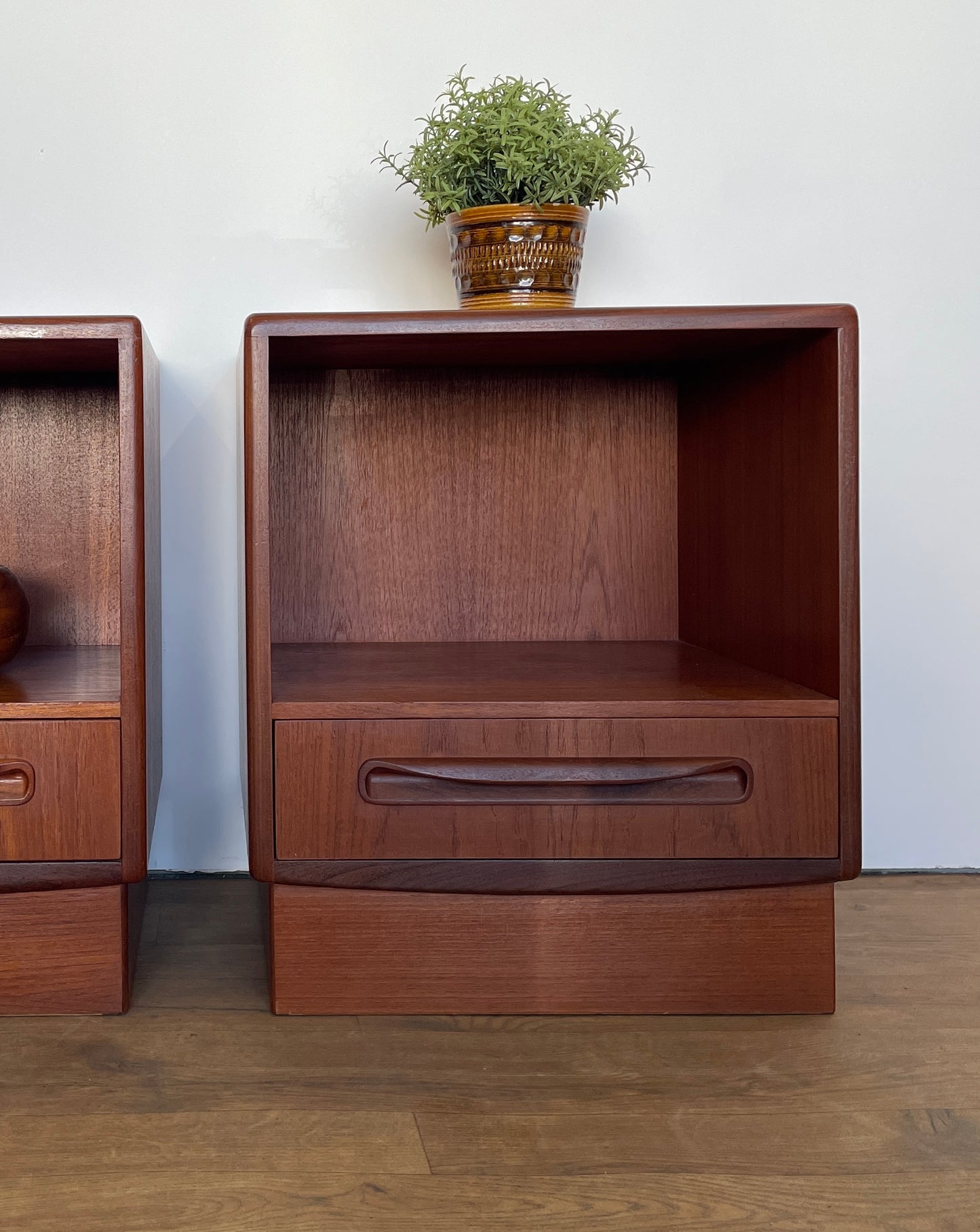Pair of Mid-Century G Plan Fresco Teak Bedside Cabinets – Vintage Nightstands