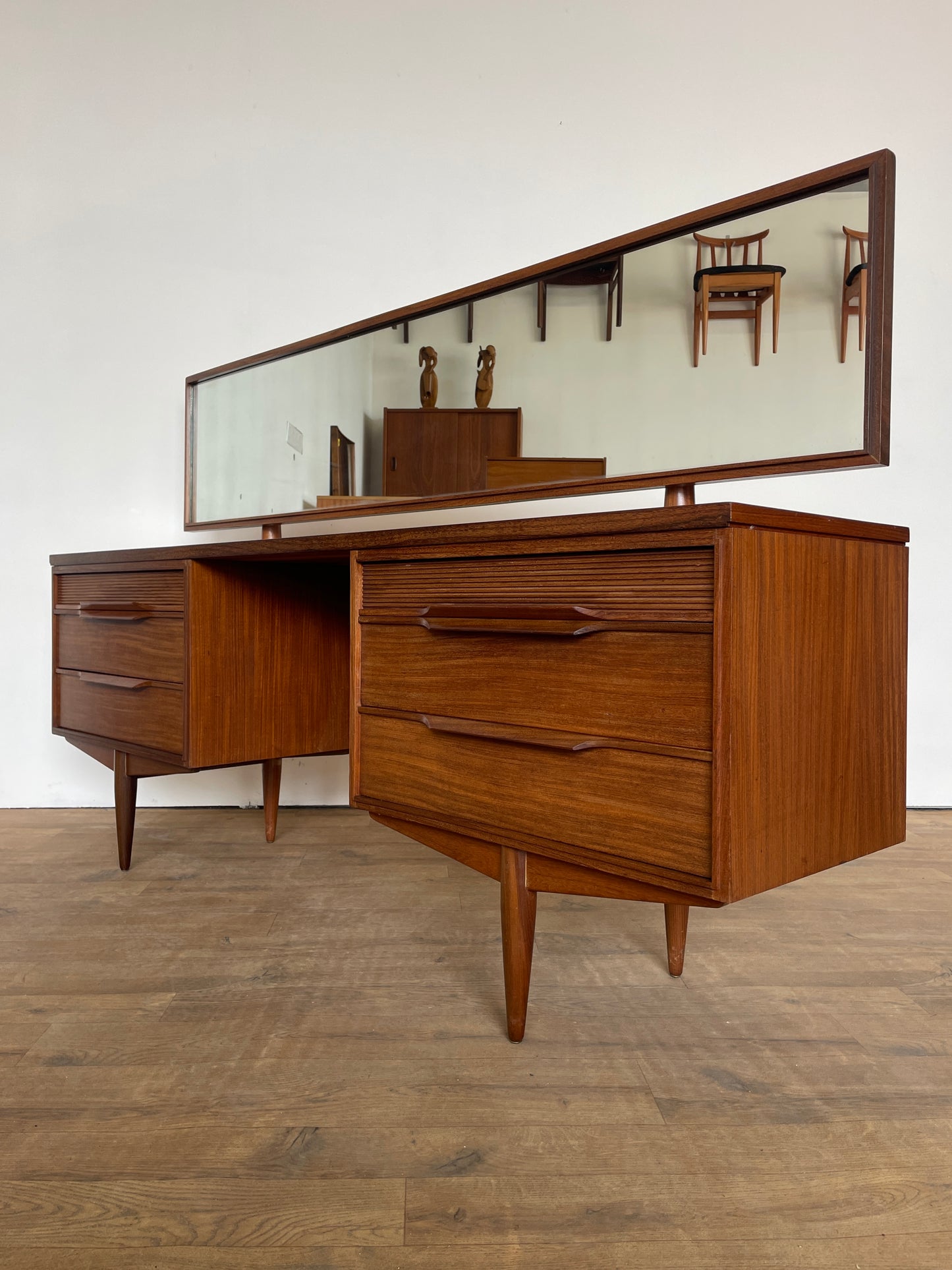 Vintage Teak Mid-Century Dressing Table with Mirror by Newton & White