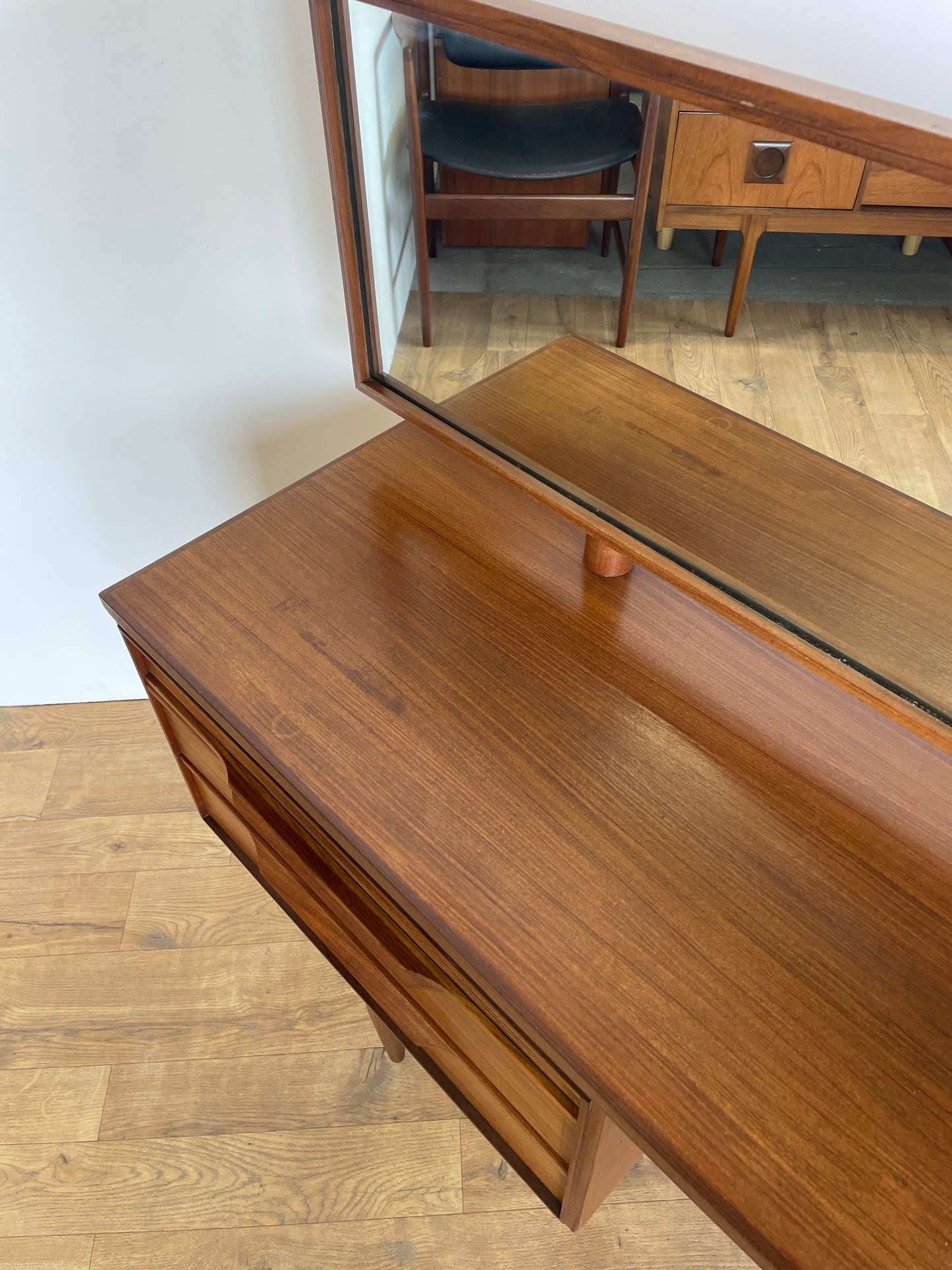 Vintage Teak Mid-Century Dressing Table with Mirror by Newton & White