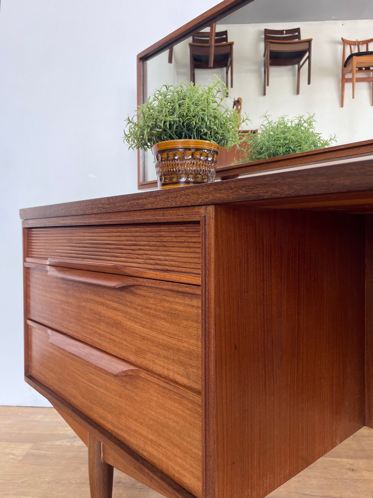 Vintage Teak Mid-Century Dressing Table with Mirror by Newton & White