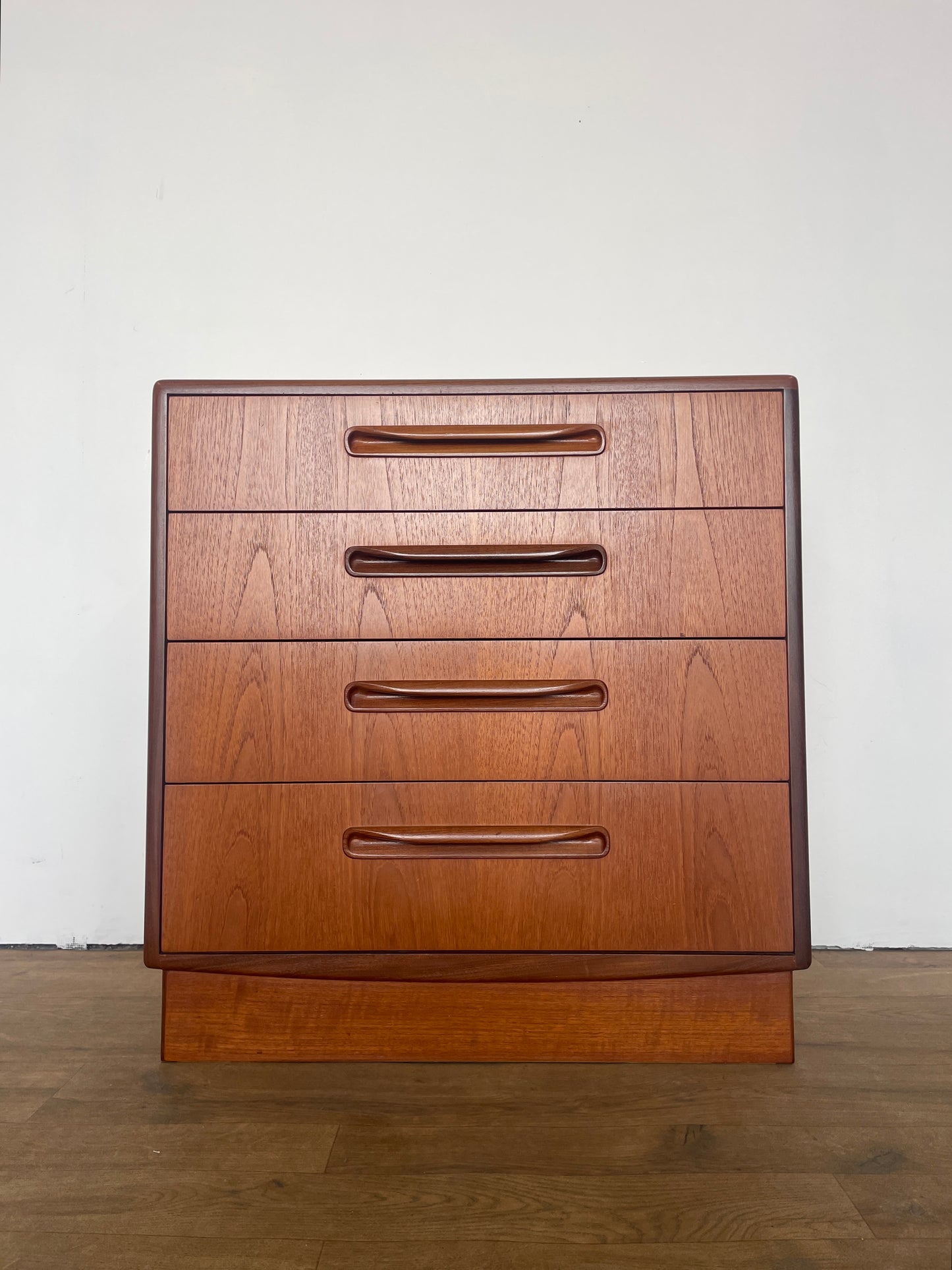 Mid-Century G Plan Fresco 4-Drawer Teak Chest of Drawers – Vintage Retro Storage