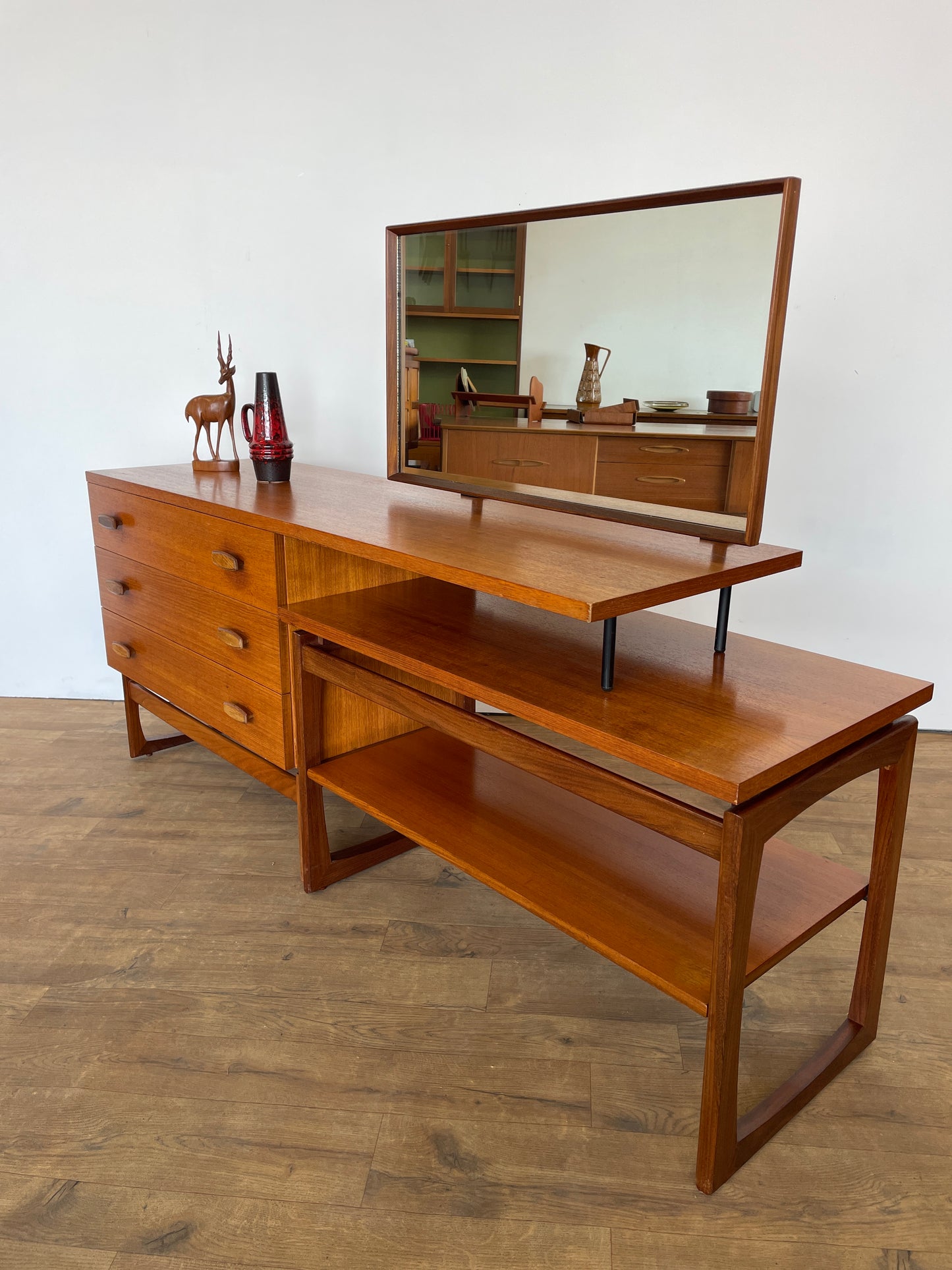 Mid-Century VB Wilkins G-Plan Quadrille Teak Modular Dressing Table with Mirror