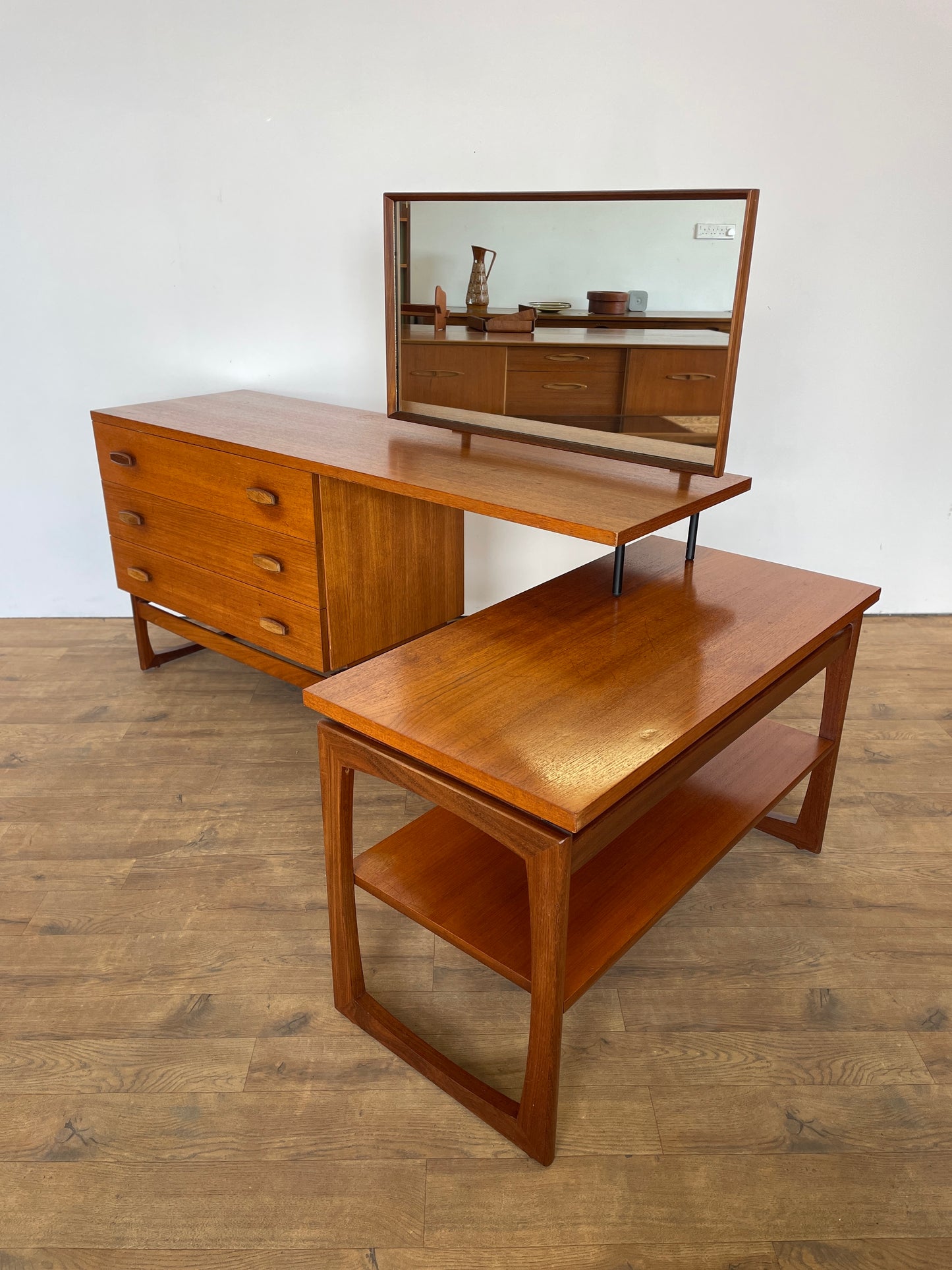 Mid-Century VB Wilkins G-Plan Quadrille Teak Modular Dressing Table with Mirror
