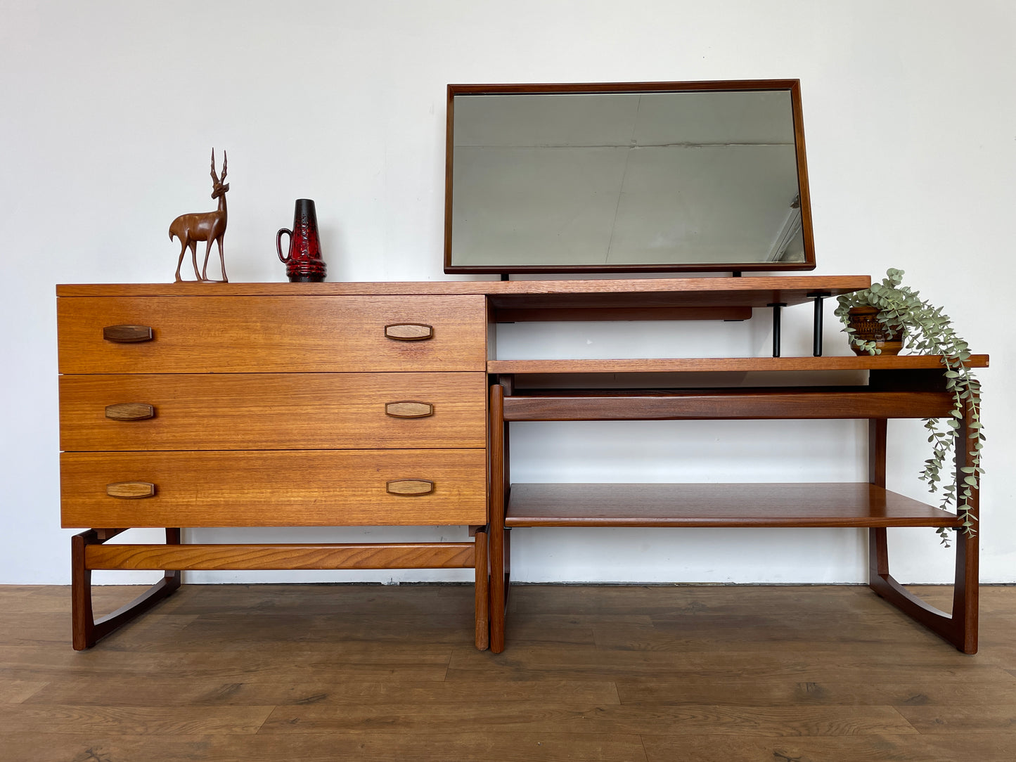 Mid-Century VB Wilkins G-Plan Quadrille Teak Modular Dressing Table with Mirror