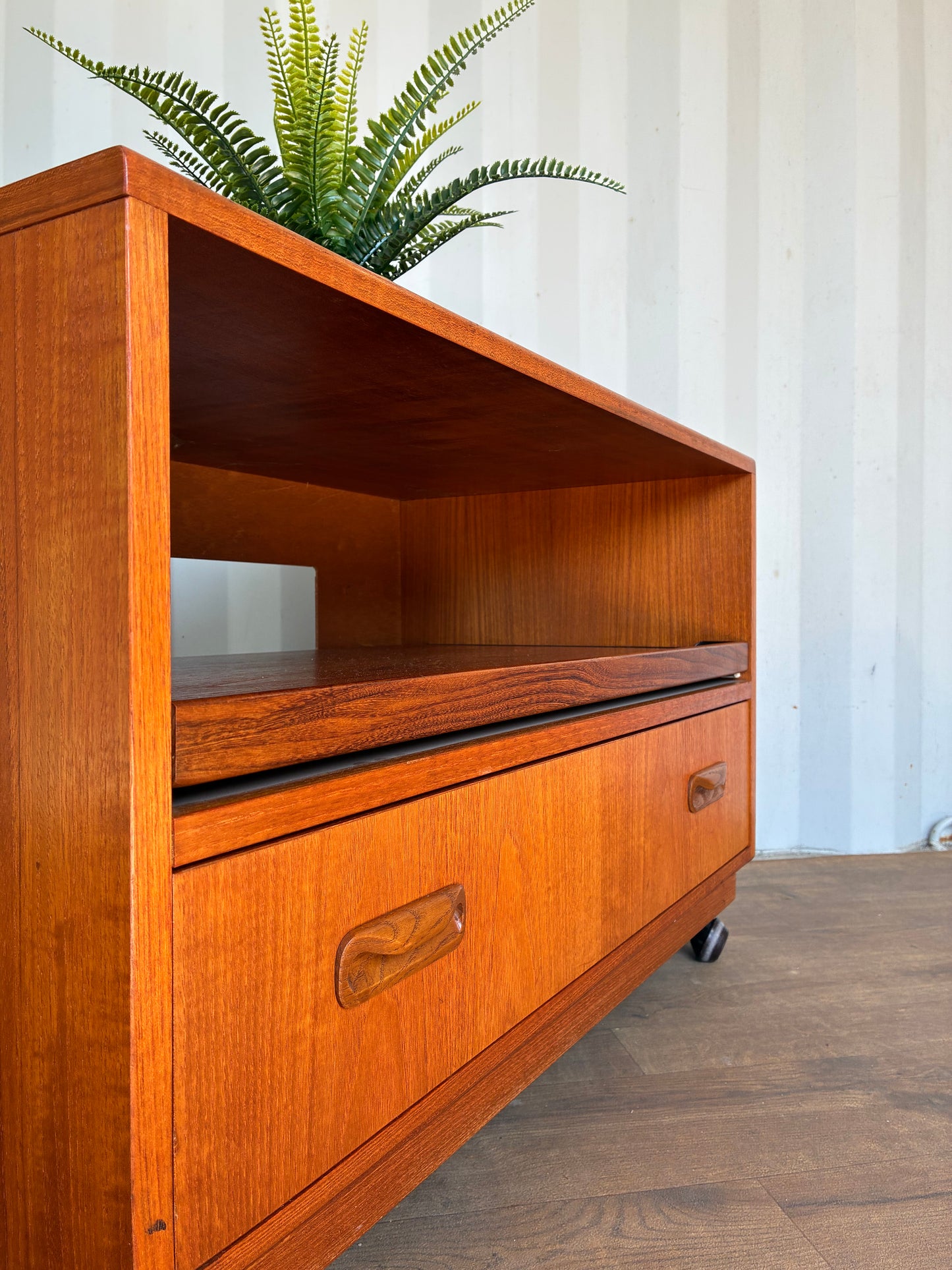 G Plan Teak TV Unit / Media Cabinet on Castors Mid-Century Vintage Retro Storage