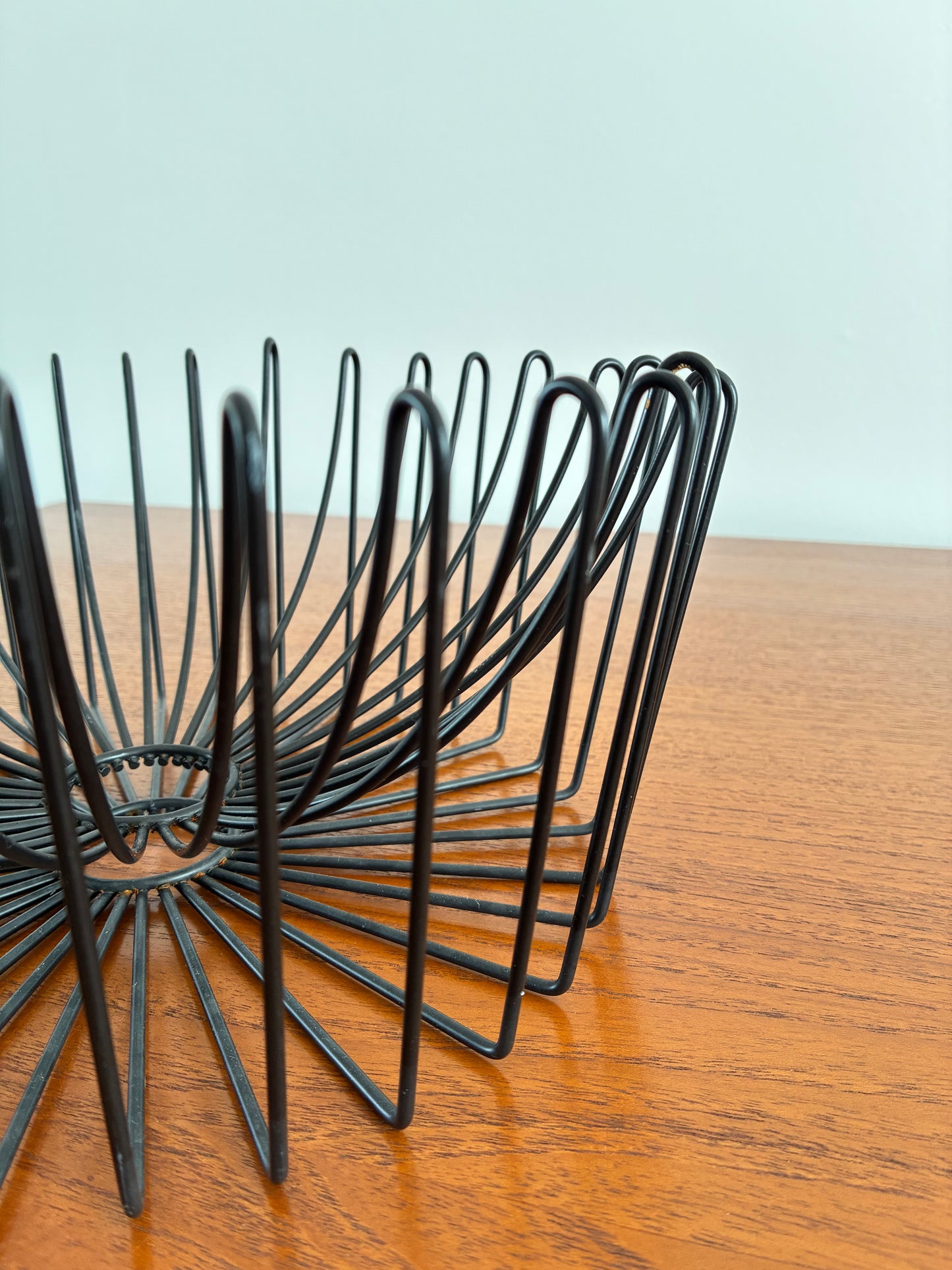 Vintage IKEA Black Wire Fruit Bowl | Sculptural Mid-Century Modern Style Metal Centrepiece Bowl