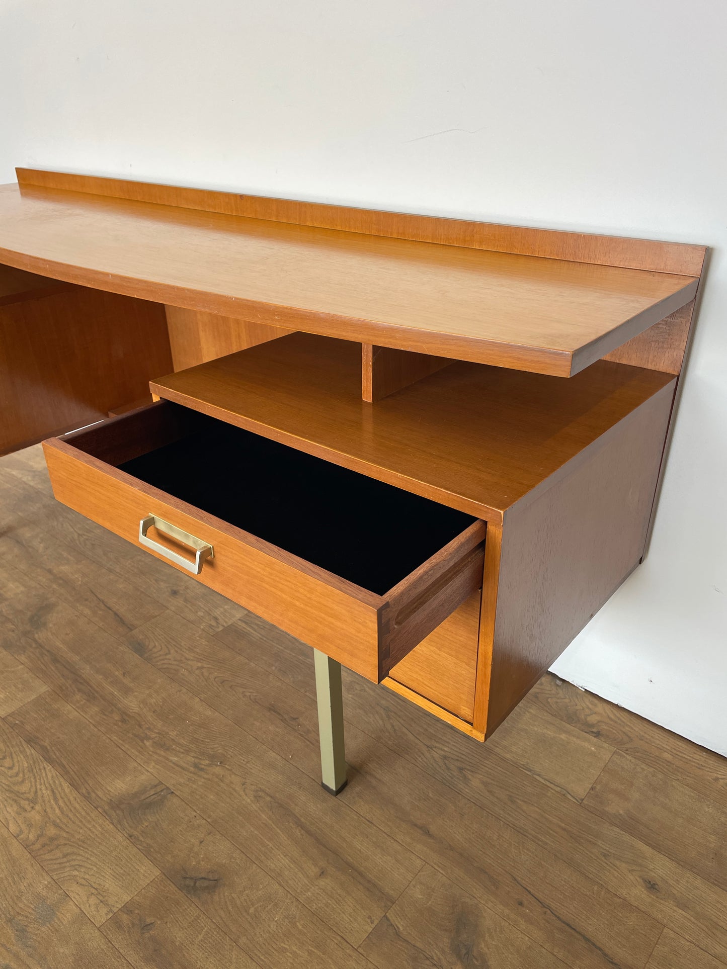 Mid-Century G Plan Limba Desk/Dressing Table by Leslie Dandy, 1960s UK
