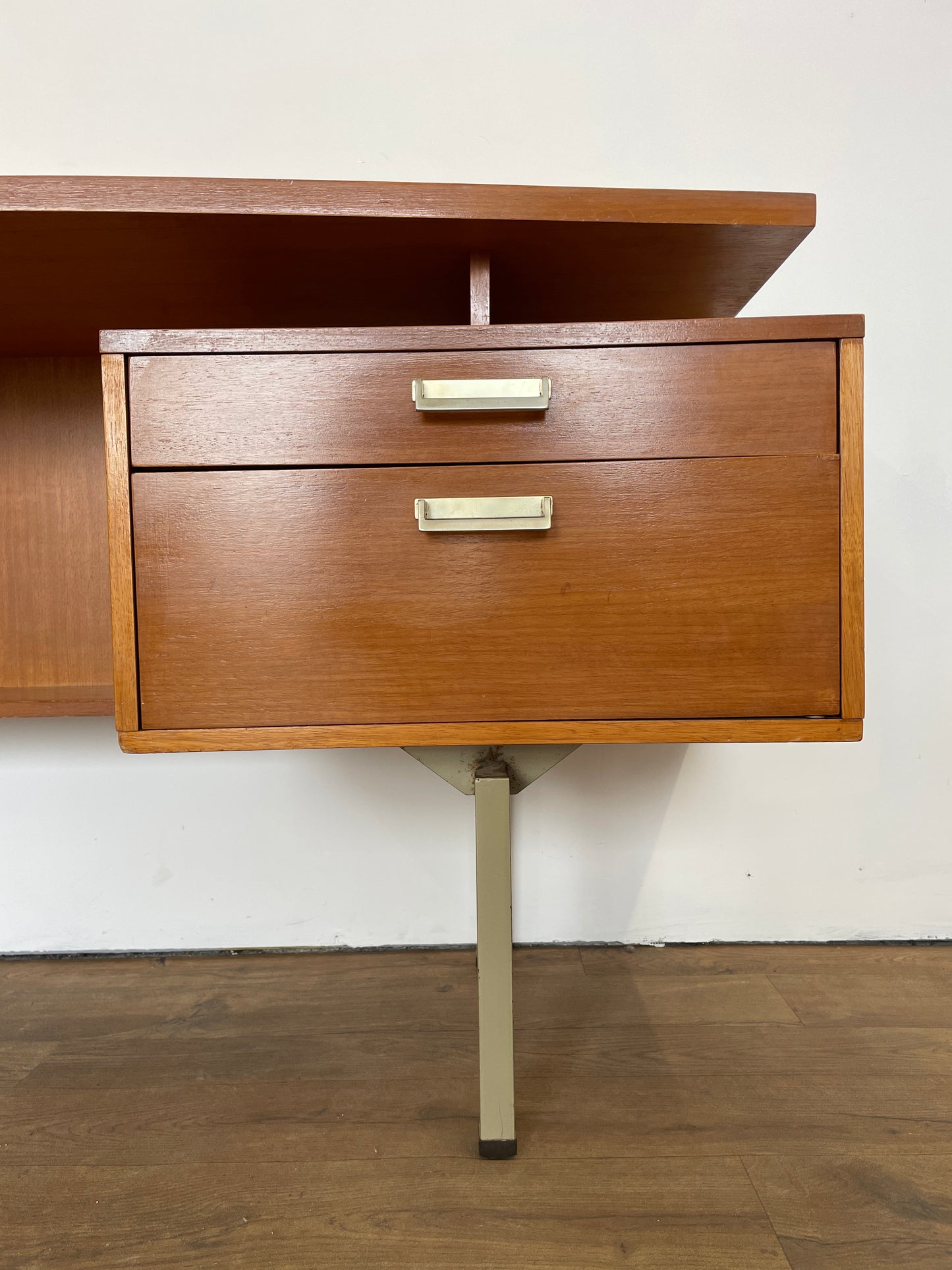 Mid-Century G Plan Limba Desk/Dressing Table by Leslie Dandy, 1960s UK