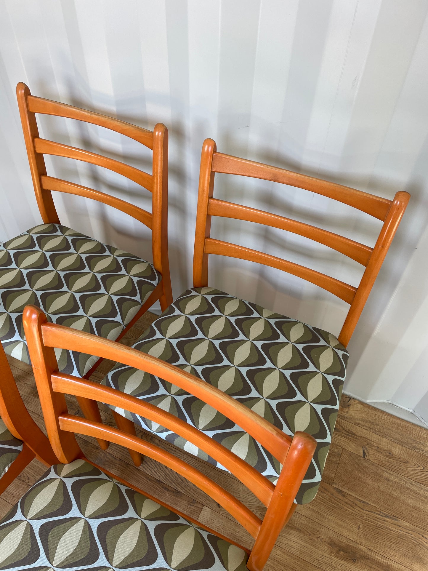 Set of 4 Schreiber Dining Chairs Re-Upholstered Mid-Century Vintage Retro