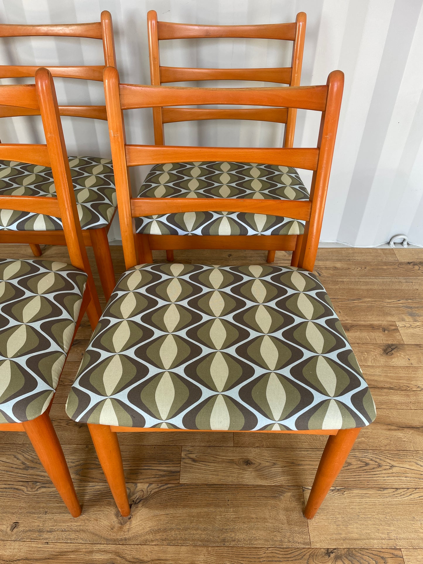 Set of 4 Schreiber Dining Chairs Re-Upholstered Mid-Century Vintage Retro