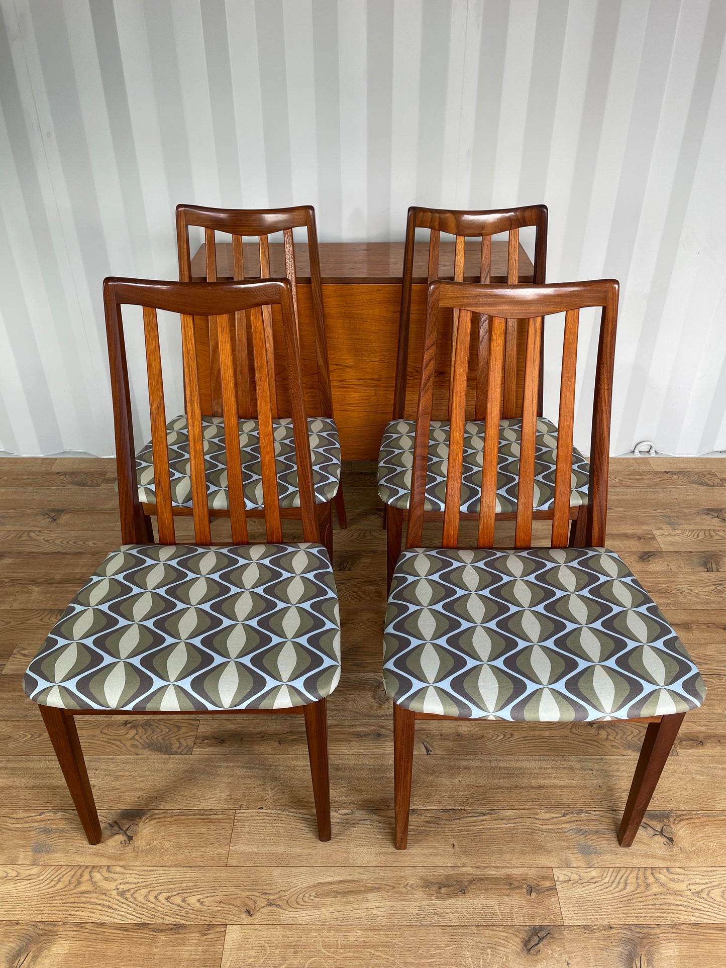 G Plan Drop Leaf Table & 4 Dining Chairs - Set Folding Teak Vintage Mid-Century