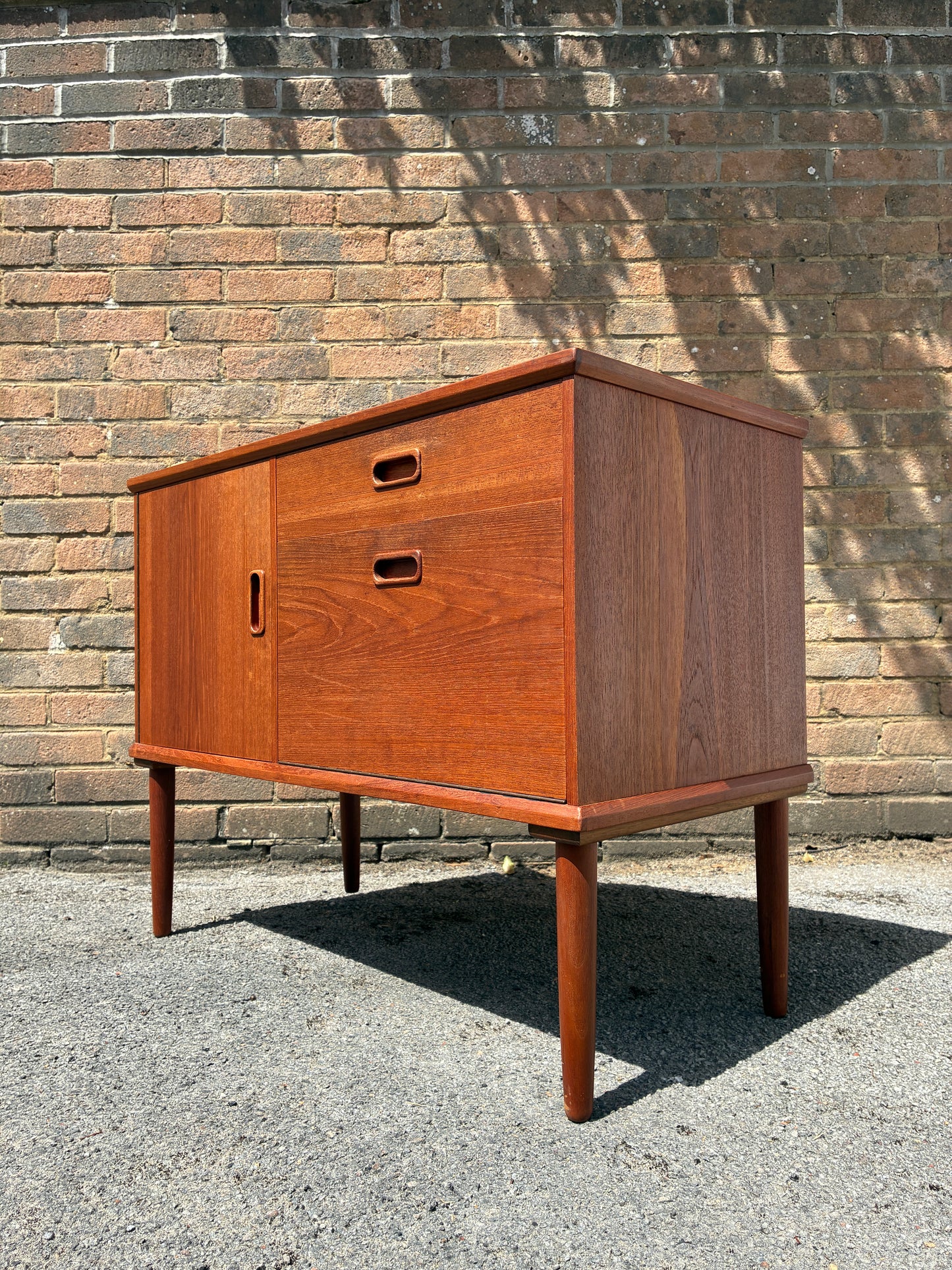Mid-Century Danish Teak Cabinet / Compact Sideboard – Scandinavian Style Storage Unit