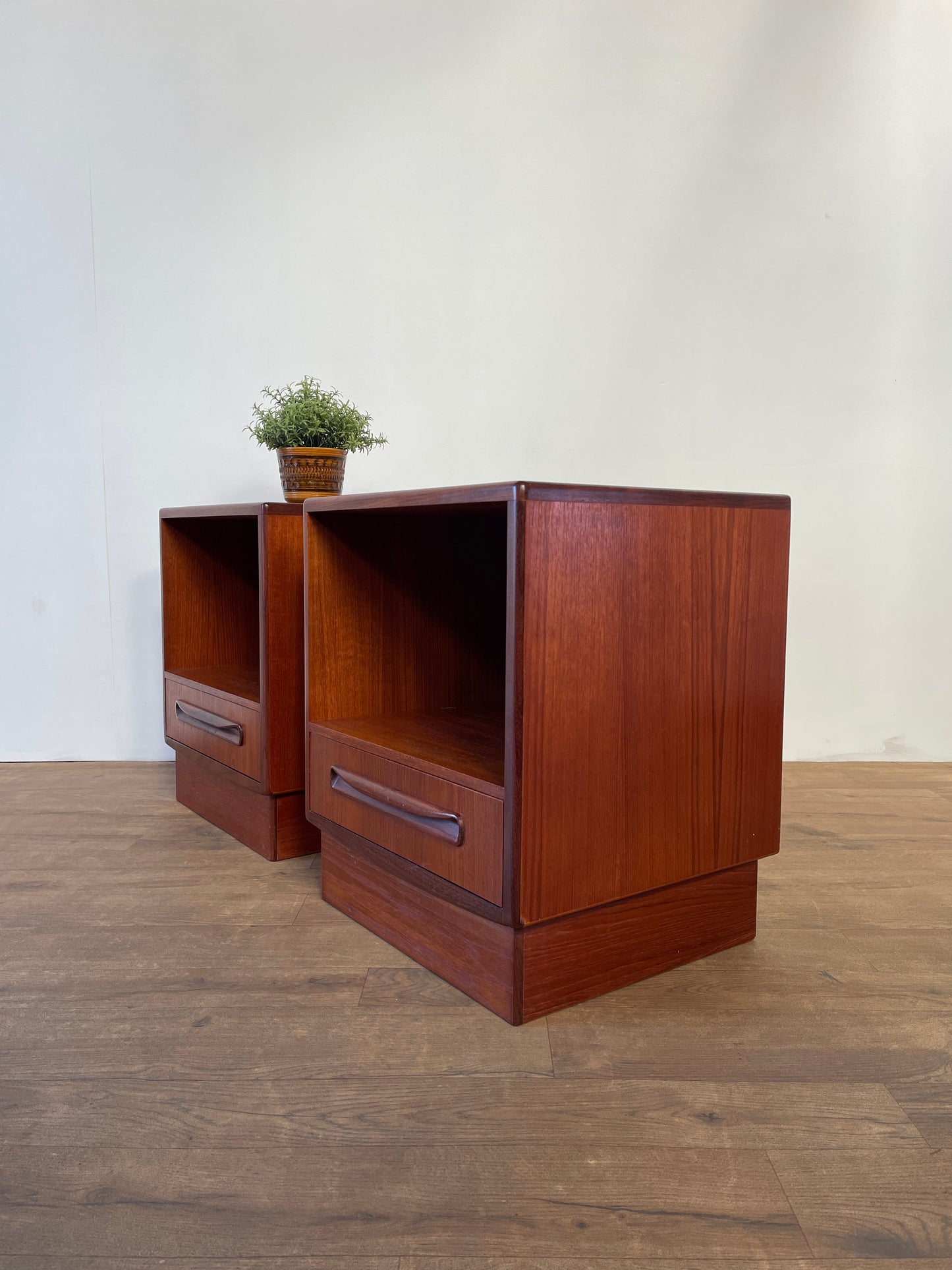 Mid-Century Teak G Plan Fresco Bedside Cabinets – Vintage 1970s Pair