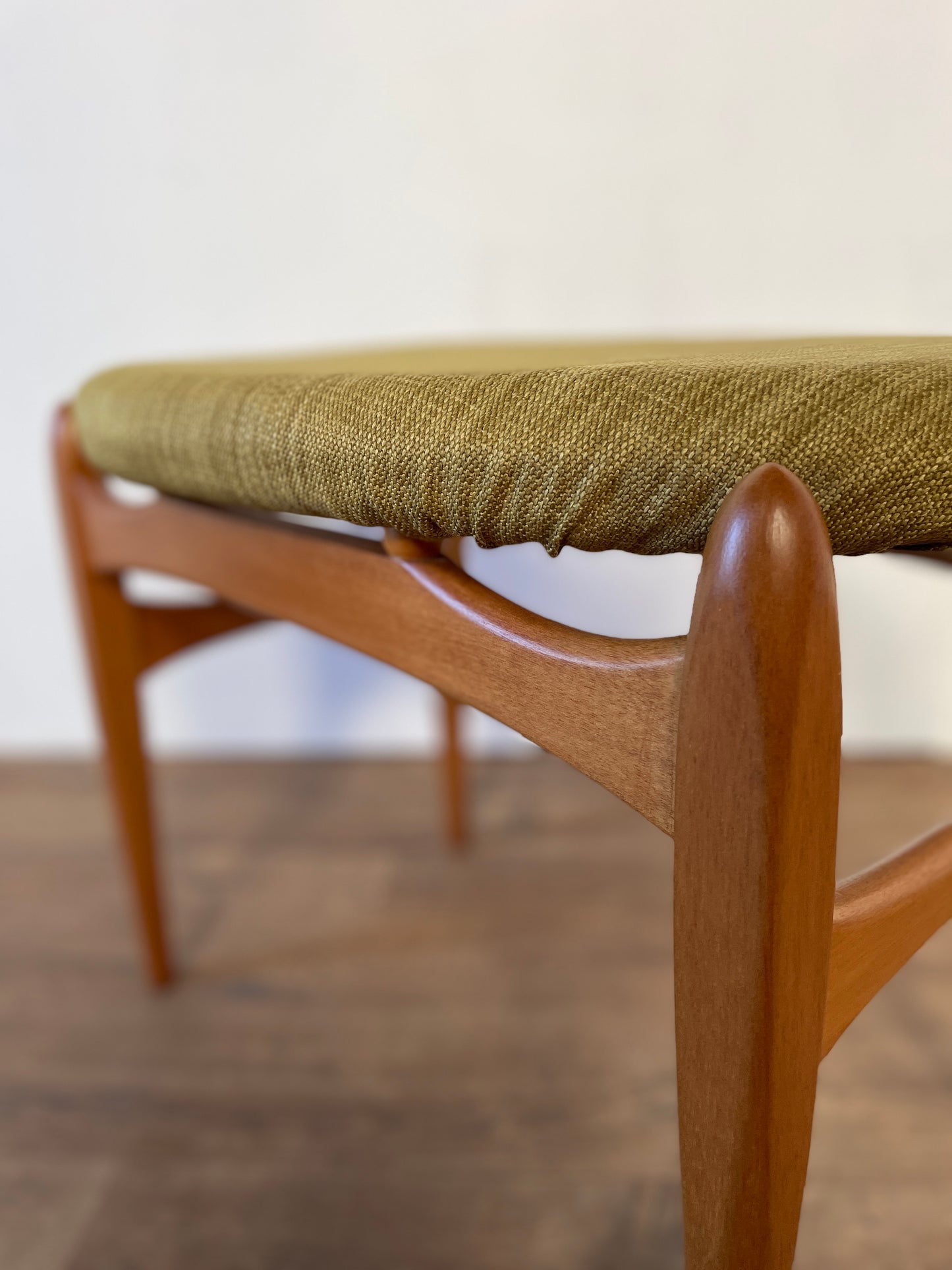 Mid-Century Teak Elliotts of Newbury Upholstered Stool – Vintage 1960s Danish Style Seating