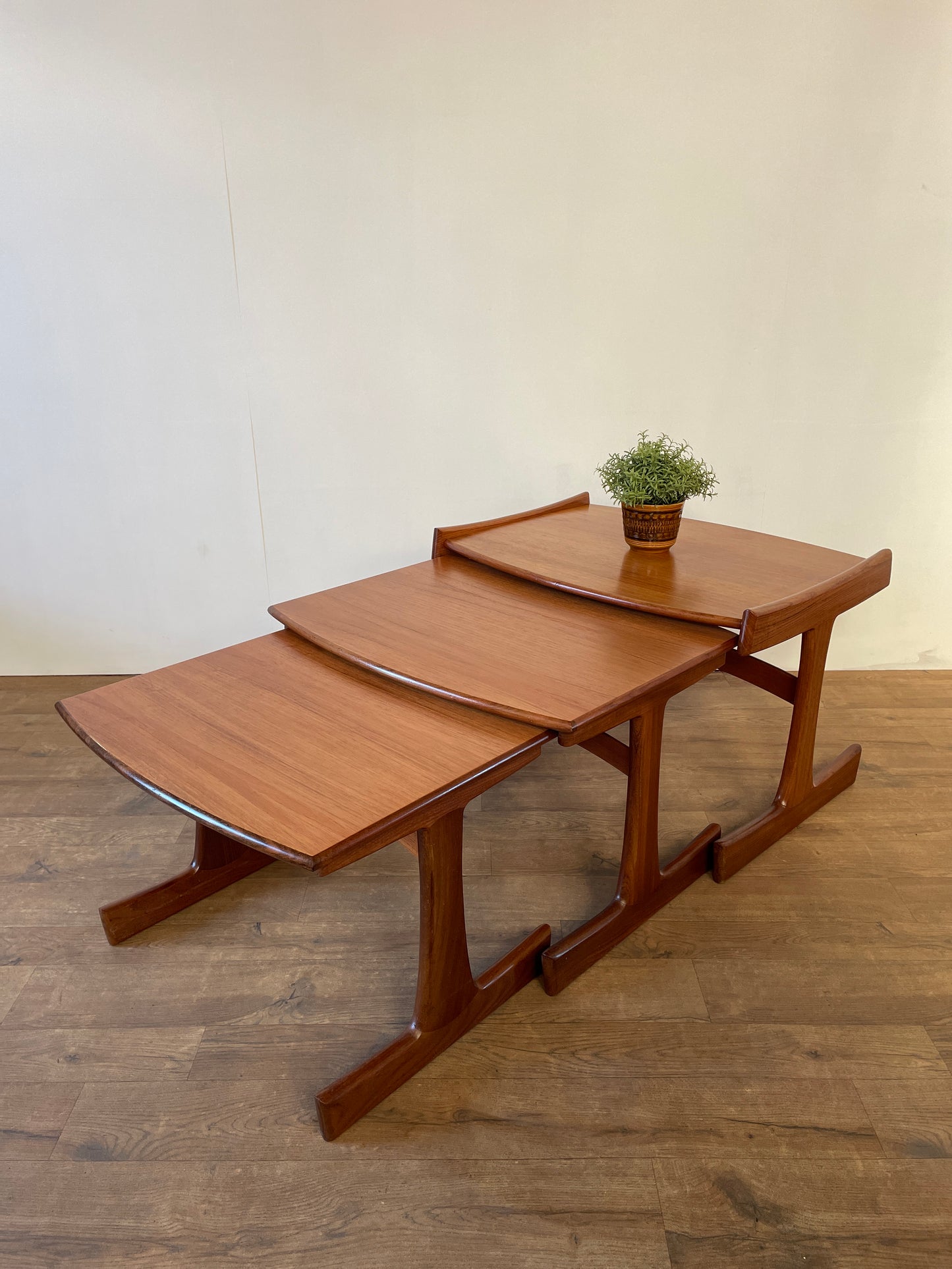 Mid-Century Teak G Plan Nest of 3 Tables – Large Vintage Danish-Style Side Tables