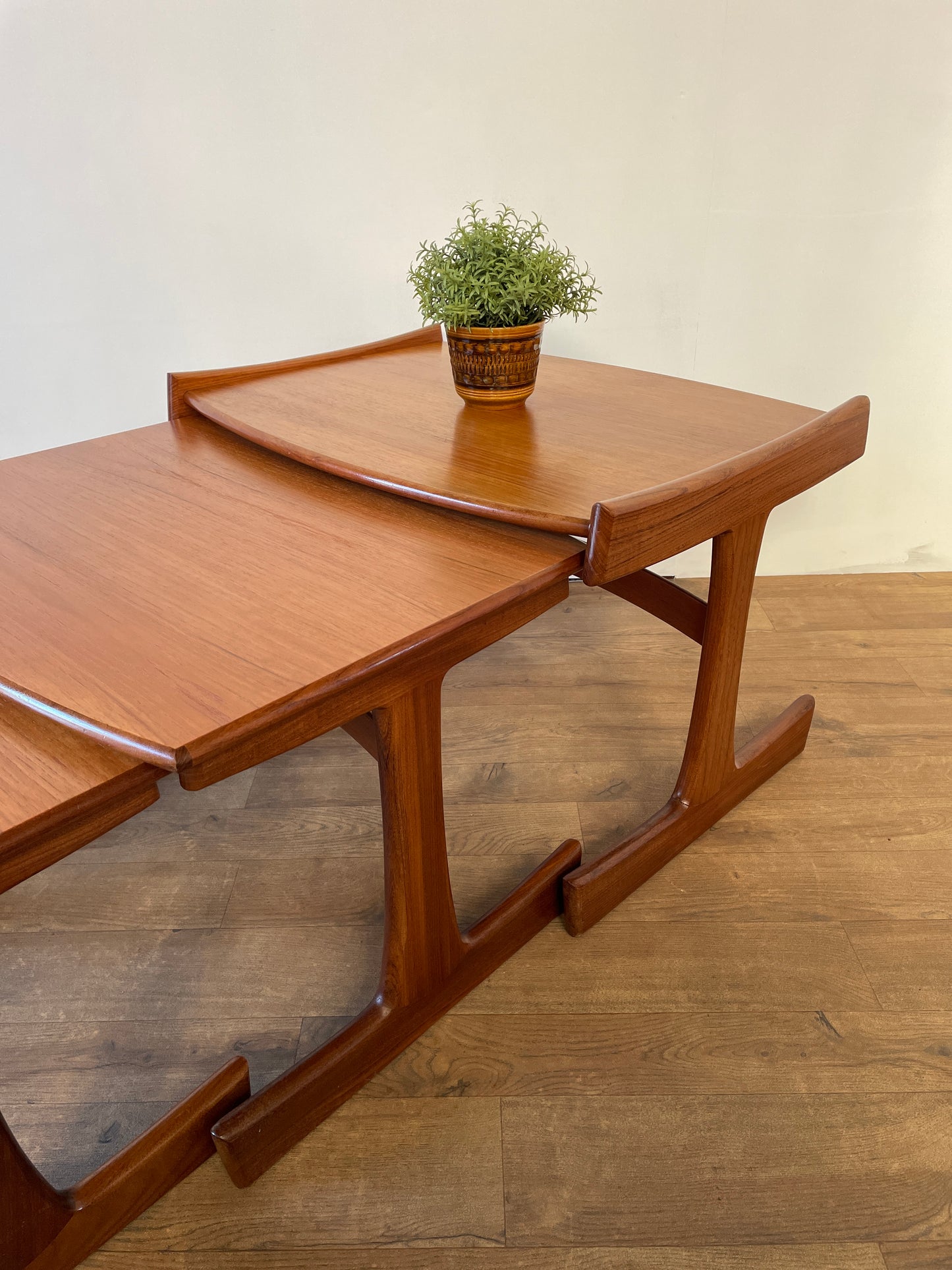 Mid-Century Teak G Plan Nest of 3 Tables – Large Vintage Danish-Style Side Tables