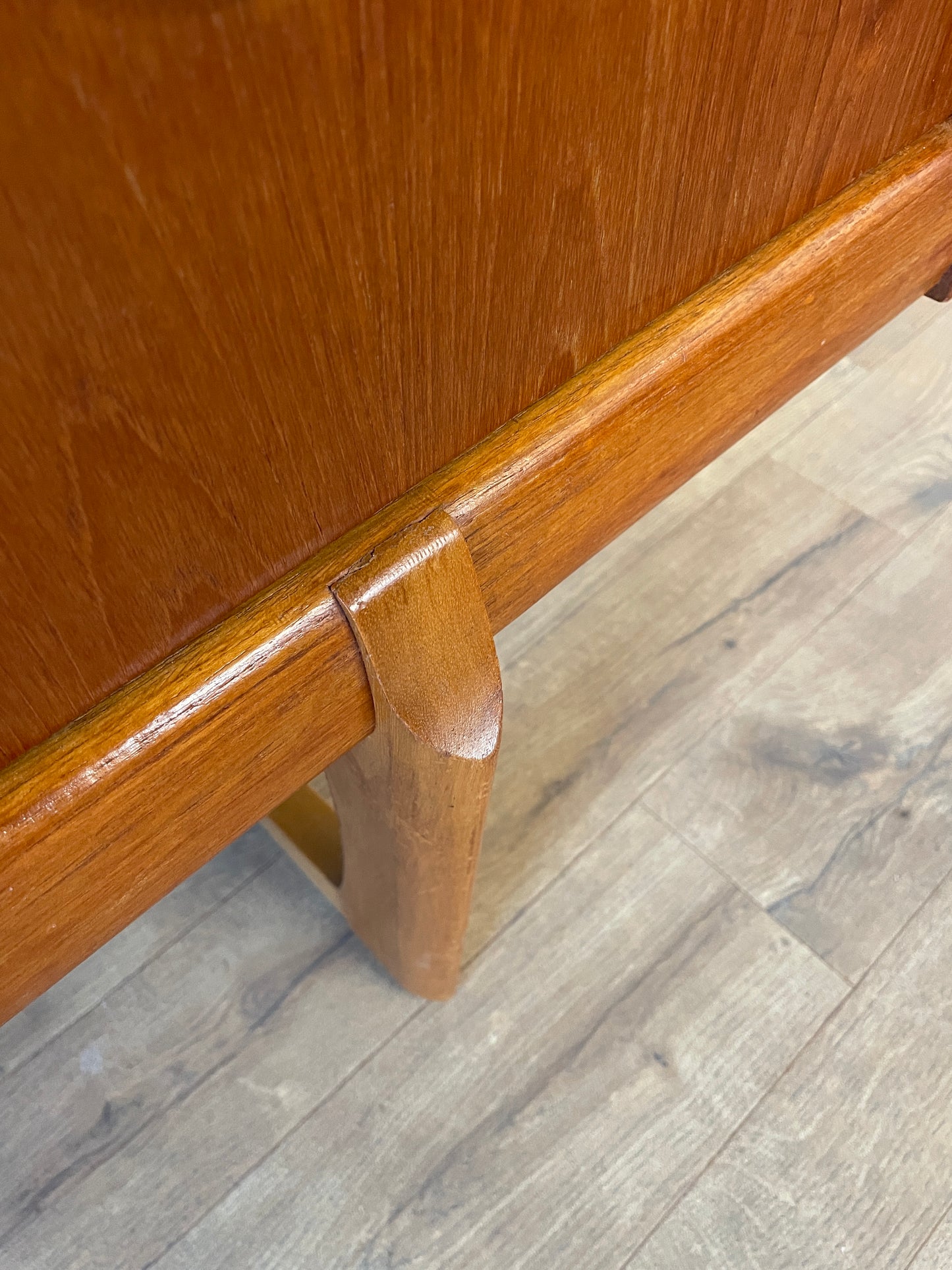 Mid-Century Teak Elliotts of Newbury Sideboard – Vintage 1960s British Long Sideboard 153cm