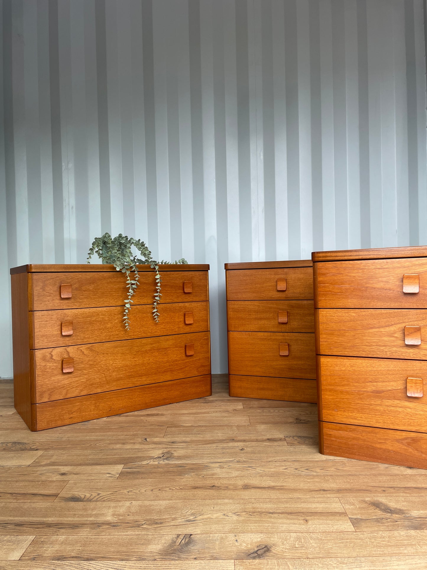 Stag Bedroom Teak Furniture Set - 2 x Bedsides & Chest of Drawers - Mid-Century / Vintage