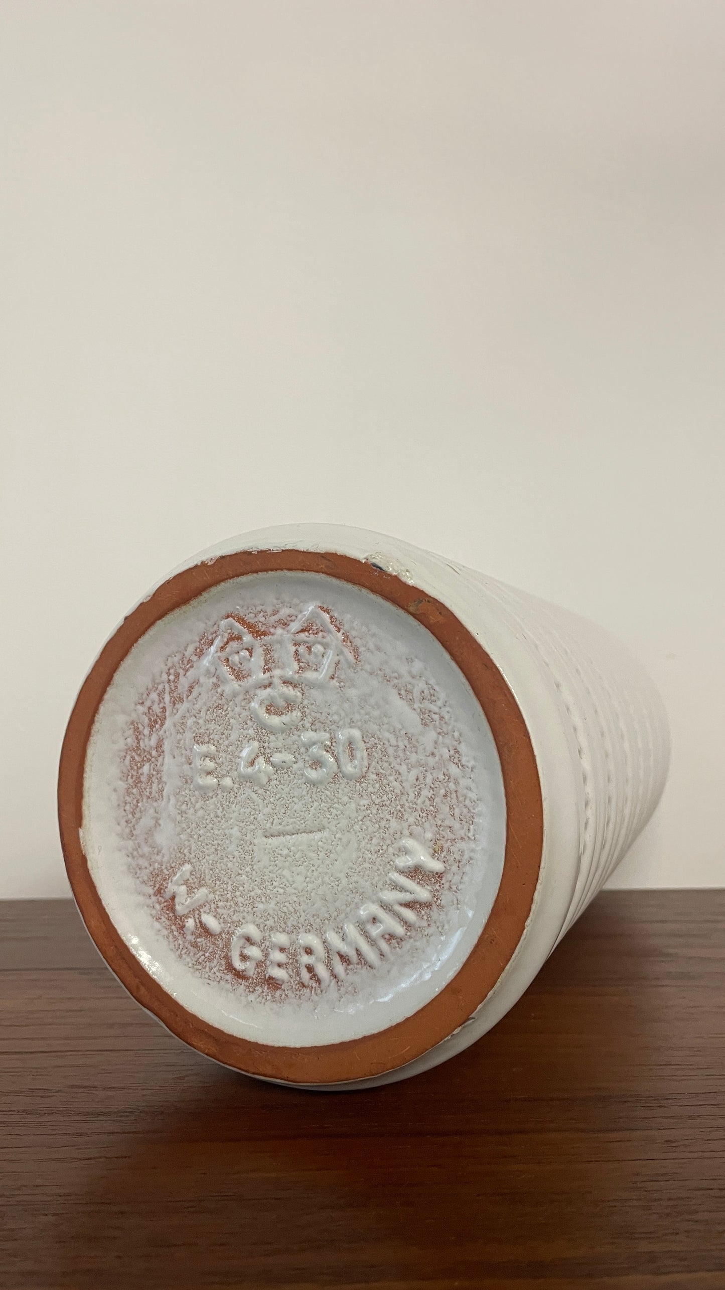 Mid-Century White West German Ceramic Vase – Textured Relief – 30cm