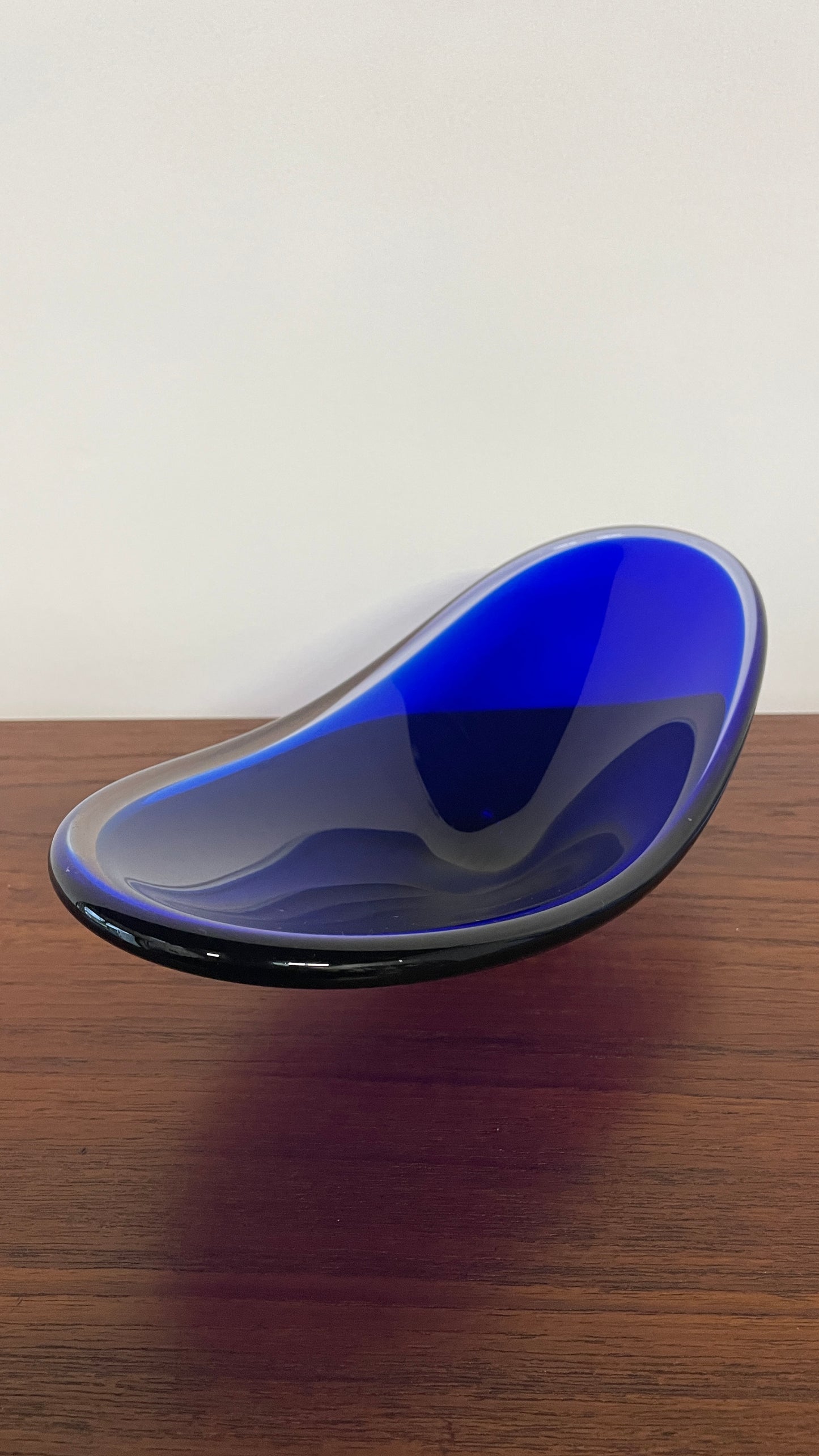 Mid-Century Blue Art Glass Dish | Sculptural Vintage Centrepiece Bowl | 29cm