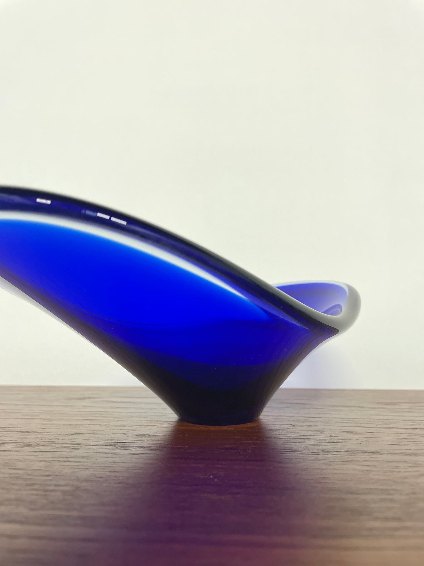 Mid-Century Blue Art Glass Dish | Sculptural Vintage Centrepiece Bowl | 29cm