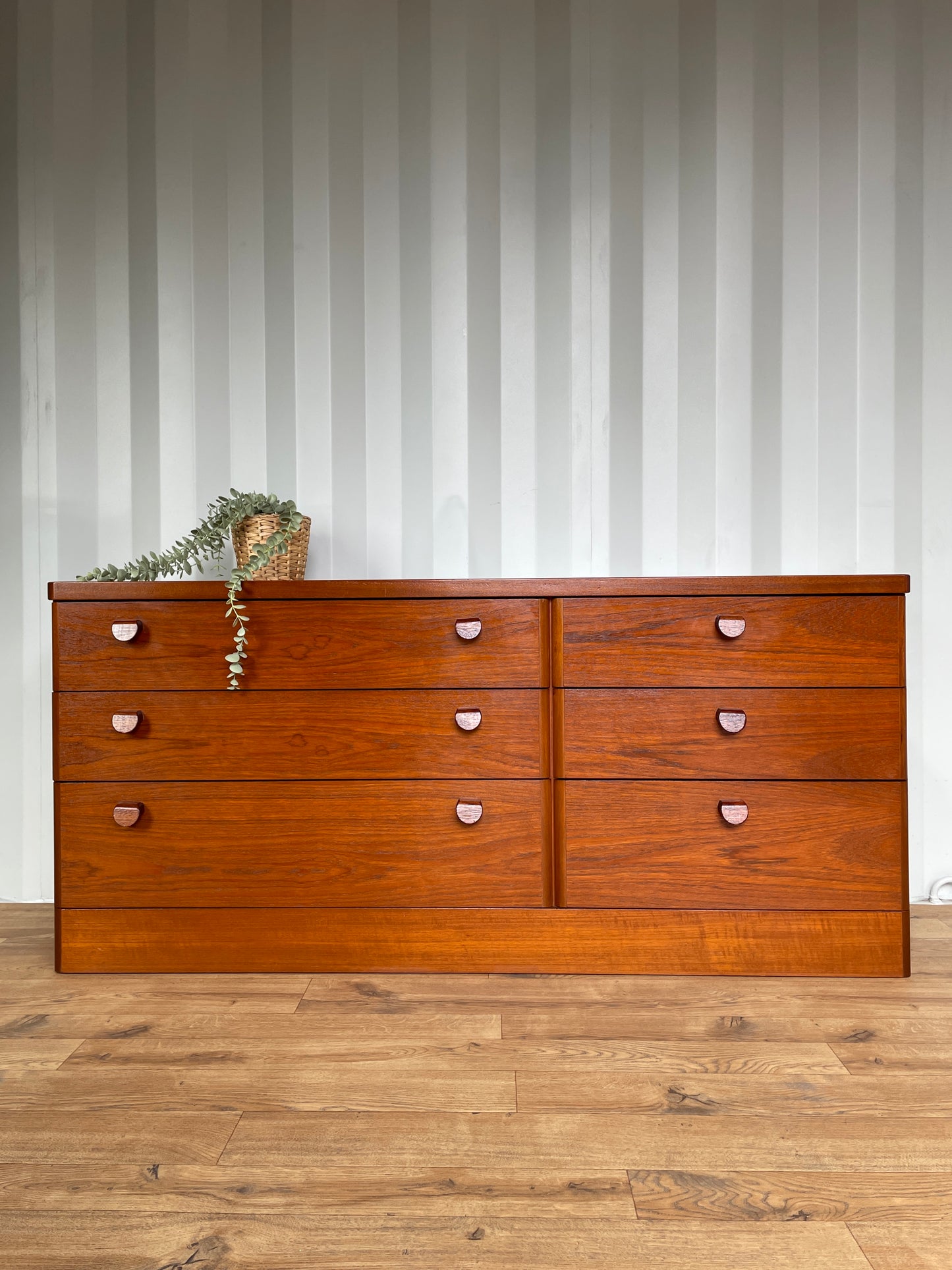 Stag Chest of Drawers Sideboard - Mid-Century