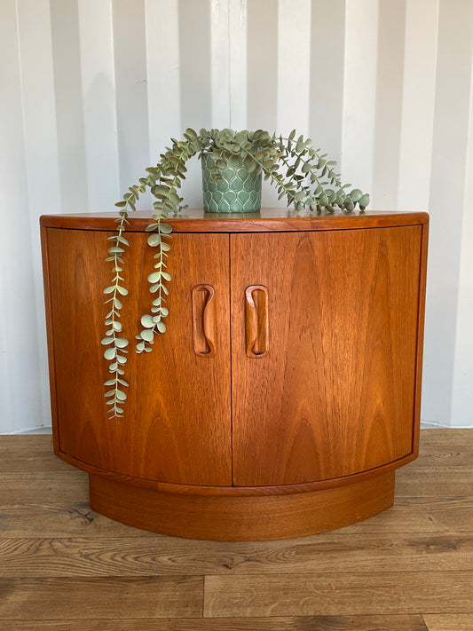 G Plan Corner Cupboard Cabinet - Mid-Century / Vintage