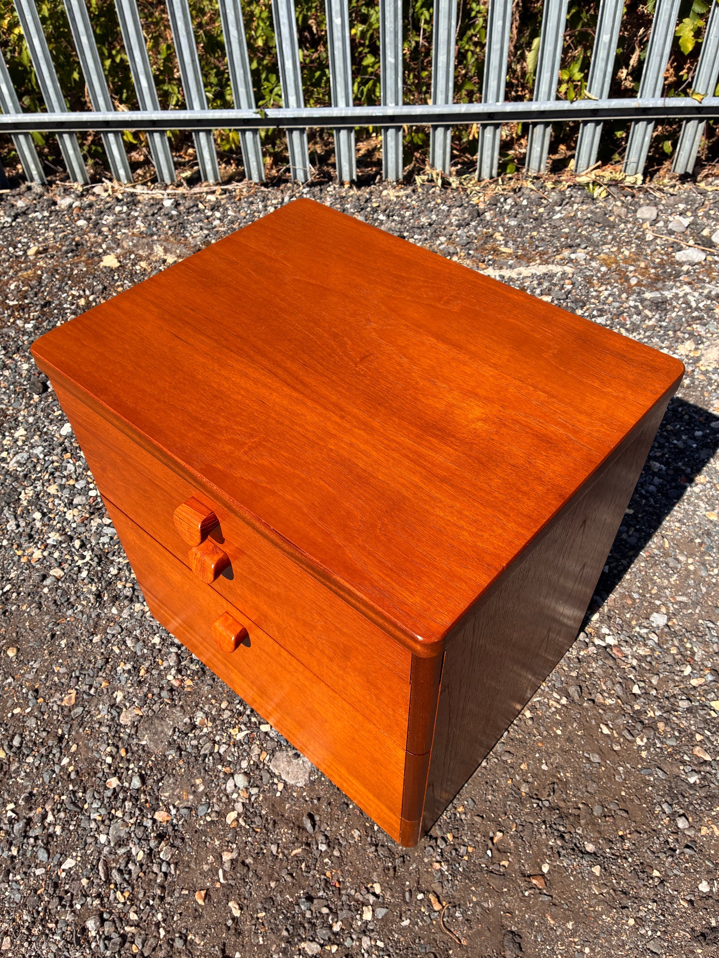 Stag Mid-Century Teak Bedside Chest with Pull-Out Shelf | Vintage 2-Drawer Cabinet