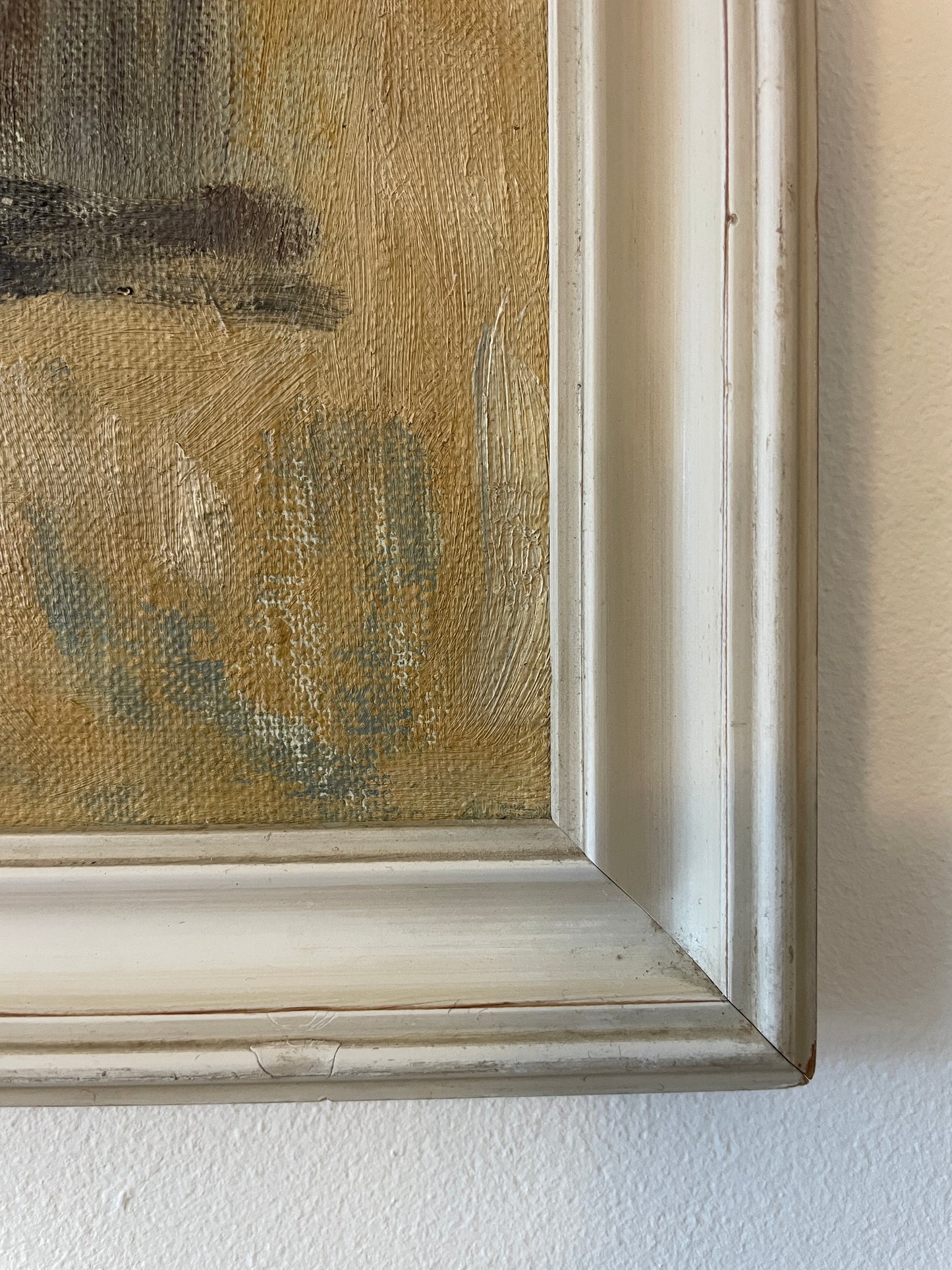 Mediterranean Town Street Scene – Vintage Original Oil Painting on Canvas in Cream Wood Frame