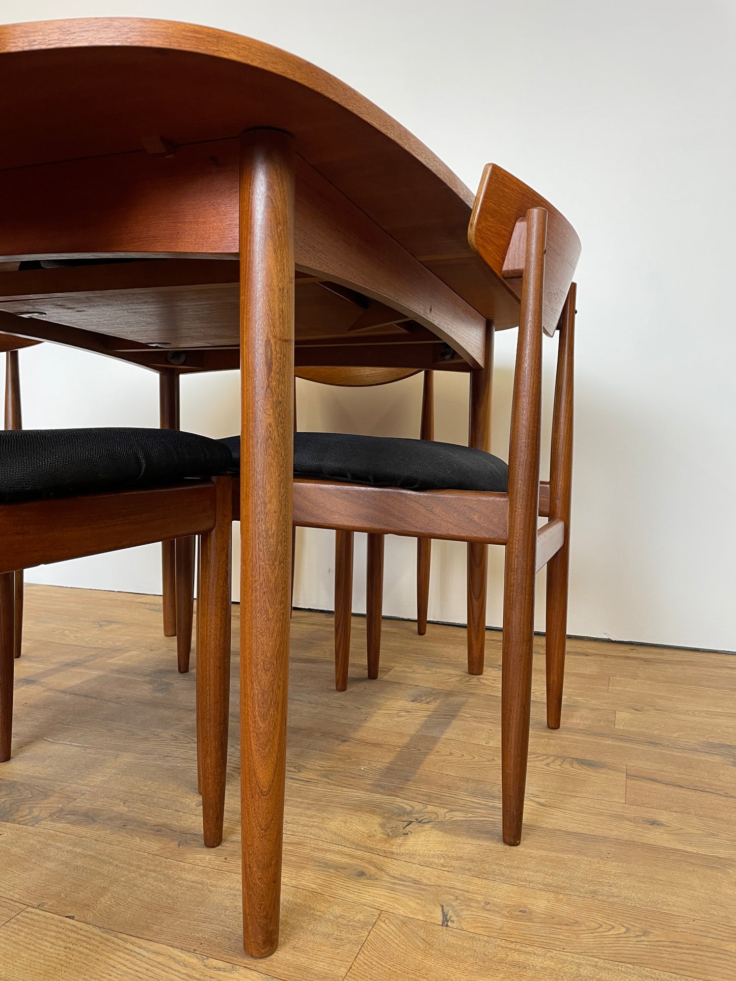 G Plan Table & 4 Dining Chairs Kofod Larsen Extending Mid-Century Teak Danish