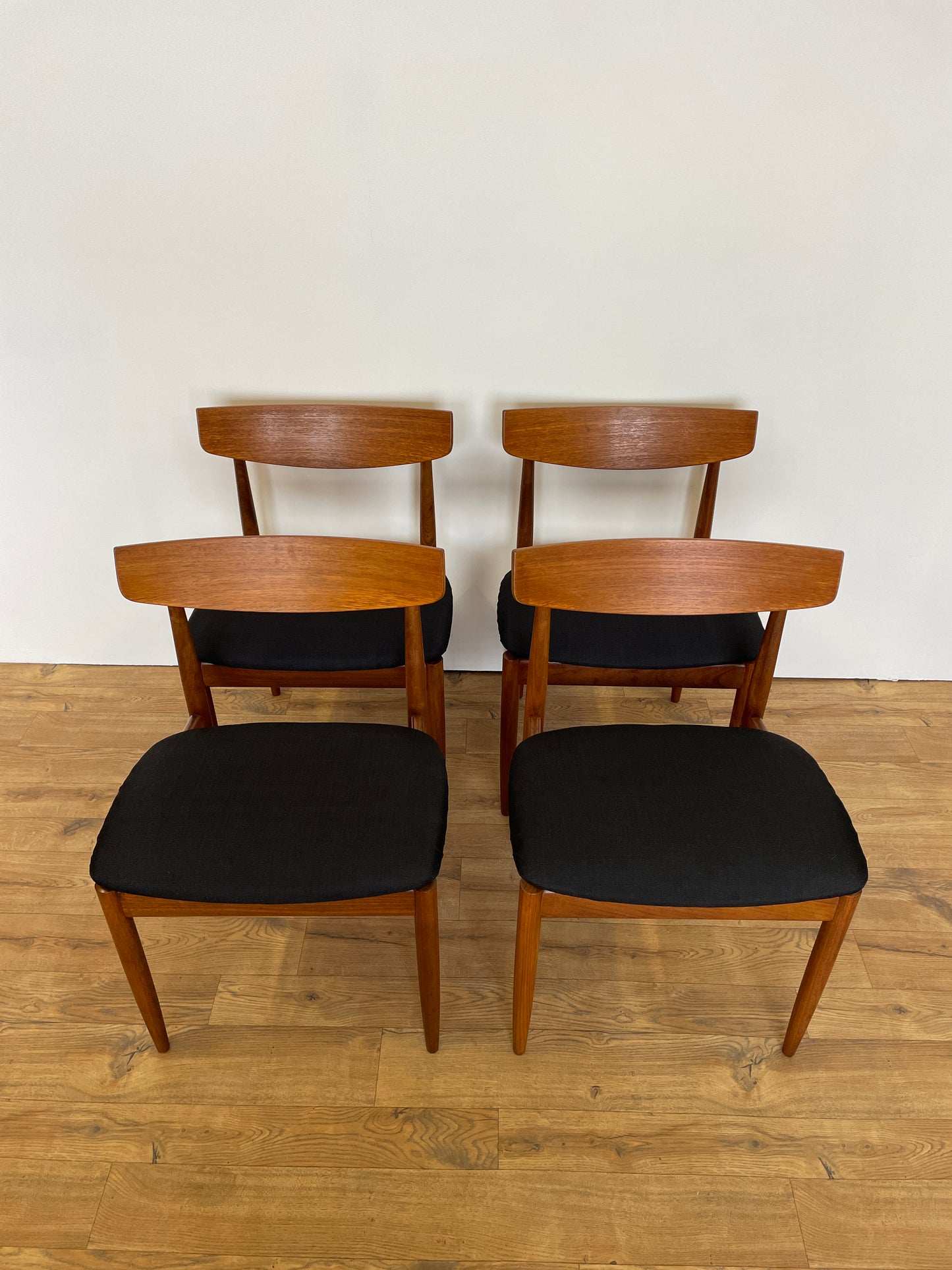 G Plan Table & 4 Dining Chairs Kofod Larsen Extending Mid-Century Teak Danish