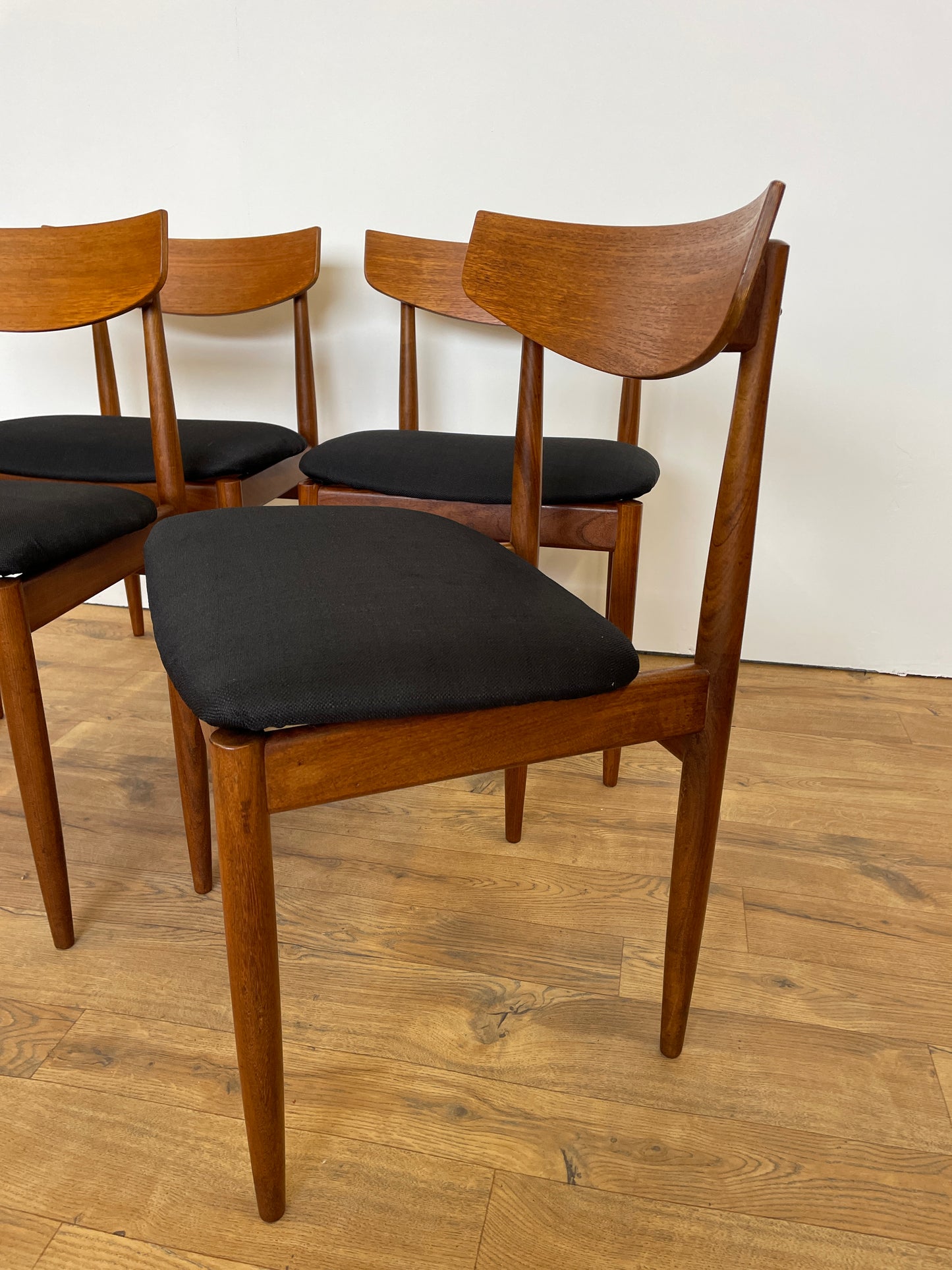 G Plan Table & 4 Dining Chairs Kofod Larsen Extending Mid-Century Teak Danish