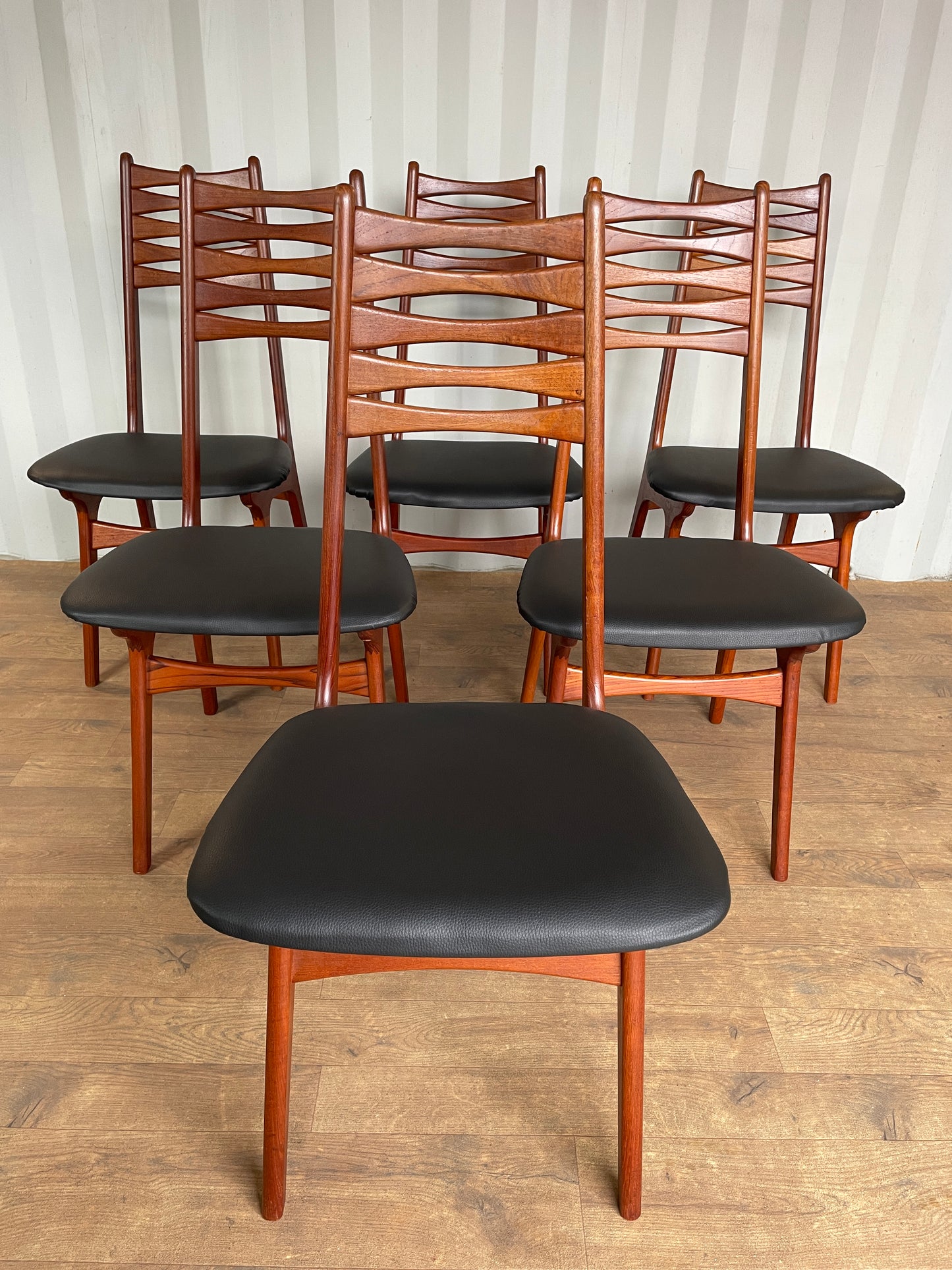 Set of 6 Danish Teak Mid-Century Dining Chairs by Boltinge Stolefabrik – Model 83