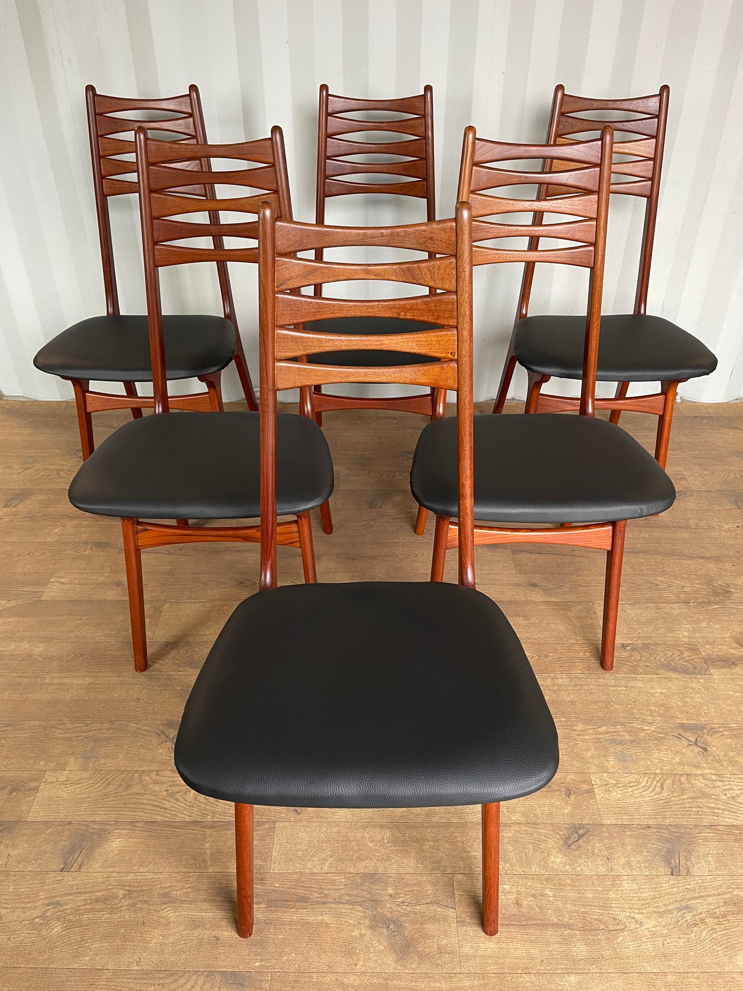 Set of 6 Danish Teak Mid-Century Dining Chairs by Boltinge Stolefabrik – Model 83