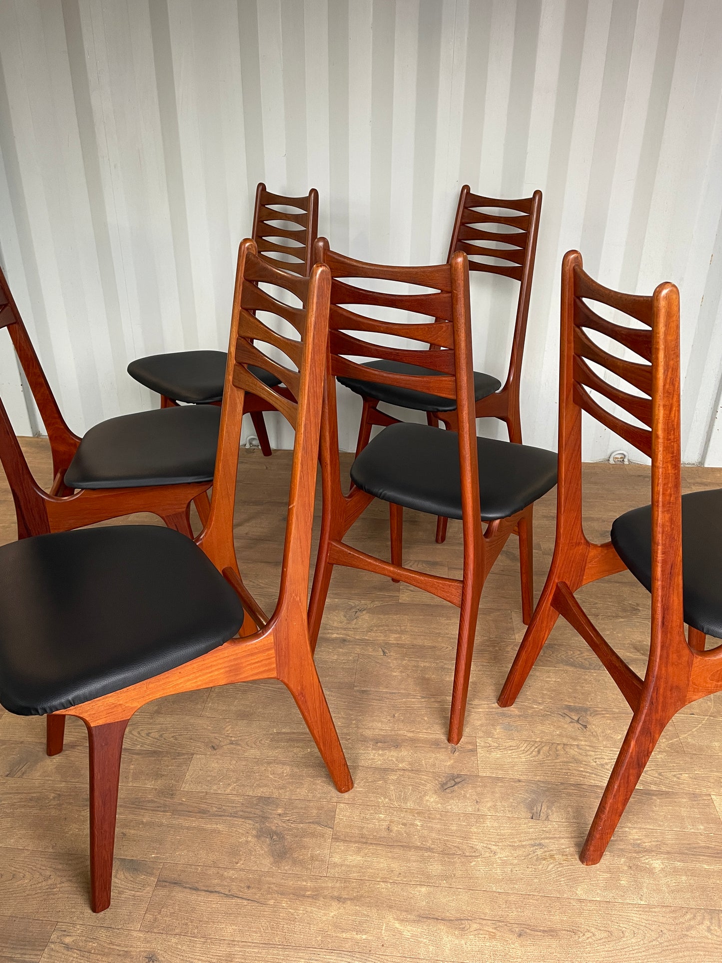 Set of 6 Danish Teak Mid-Century Dining Chairs by Boltinge Stolefabrik – Model 83