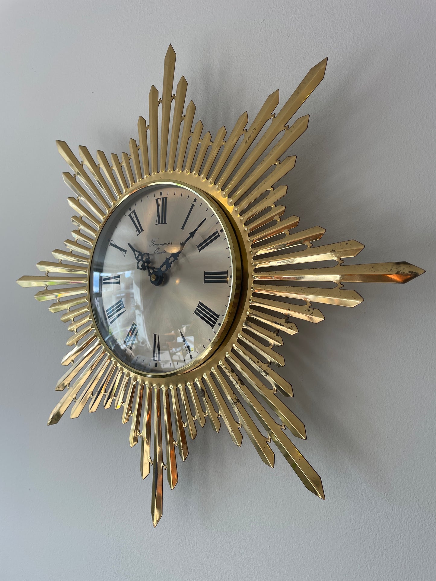 Vintage Mid-Century Gold Starburst Wall Clock by Timemaster Quartz – 45cm Atomic Sunburst Retro Wall Clock