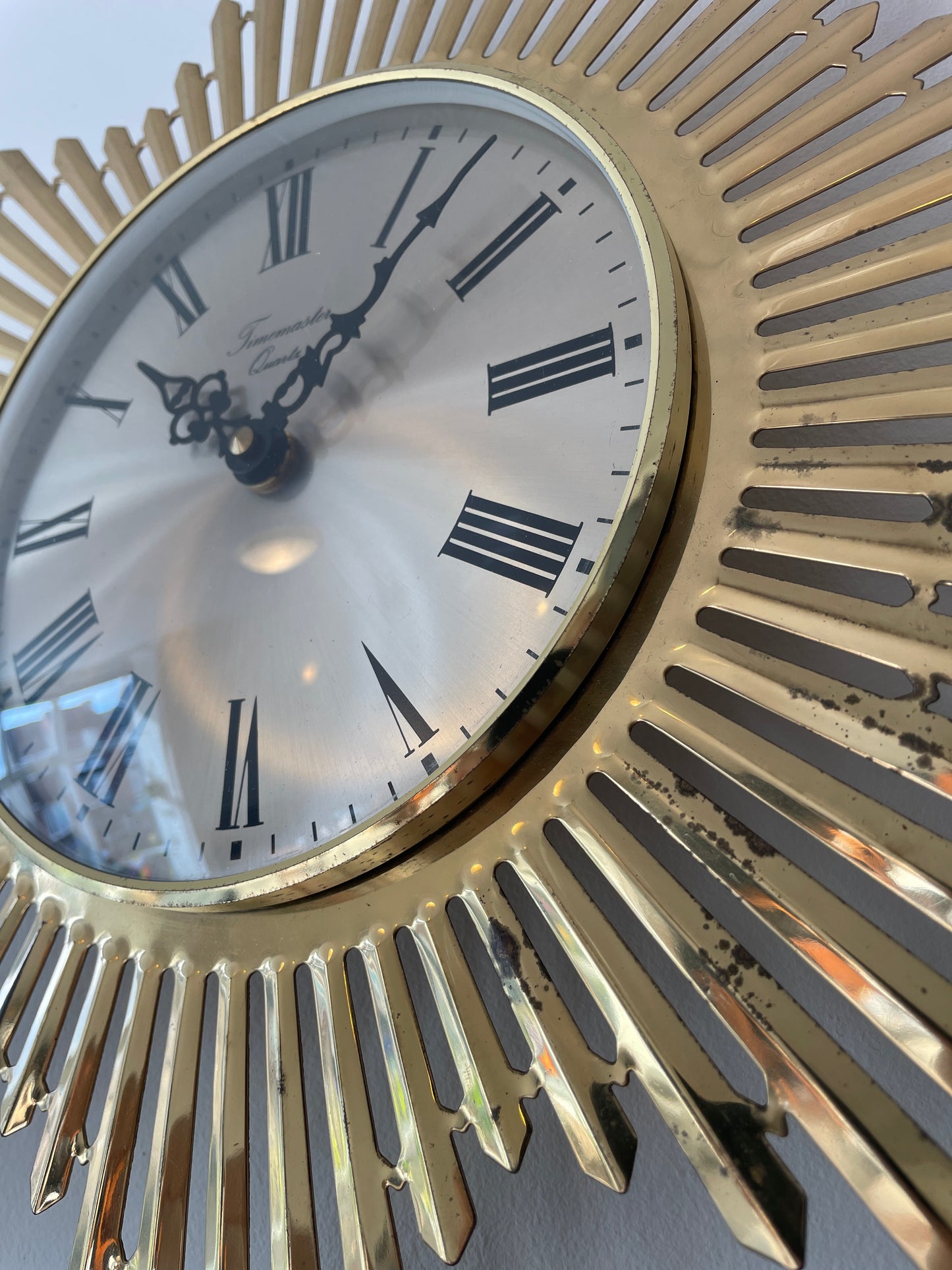 Vintage Mid-Century Gold Starburst Wall Clock by Timemaster Quartz – 45cm Atomic Sunburst Retro Wall Clock