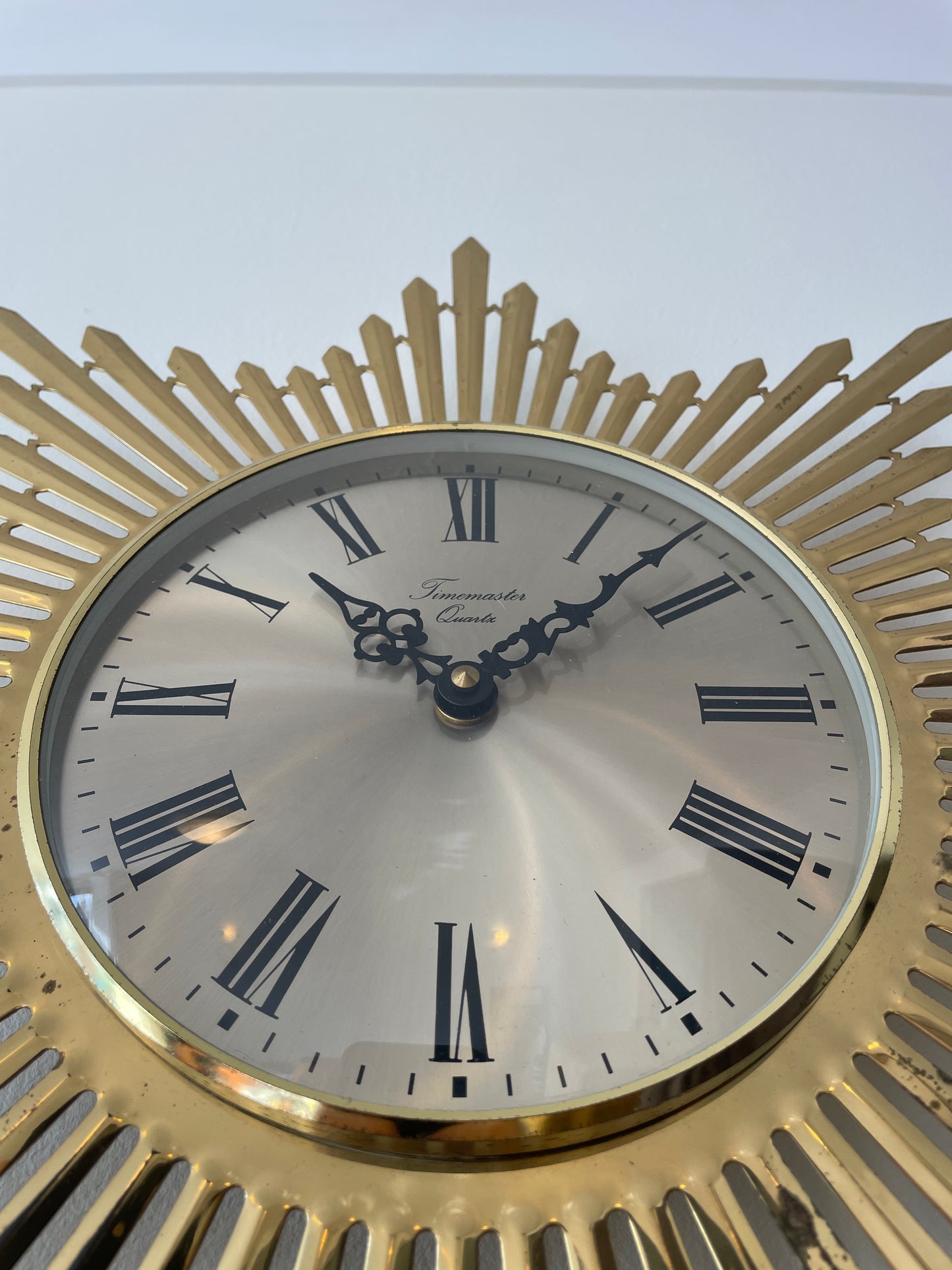 Vintage Mid-Century Gold Starburst Wall Clock by Timemaster Quartz – 45cm Atomic Sunburst Retro Wall Clock