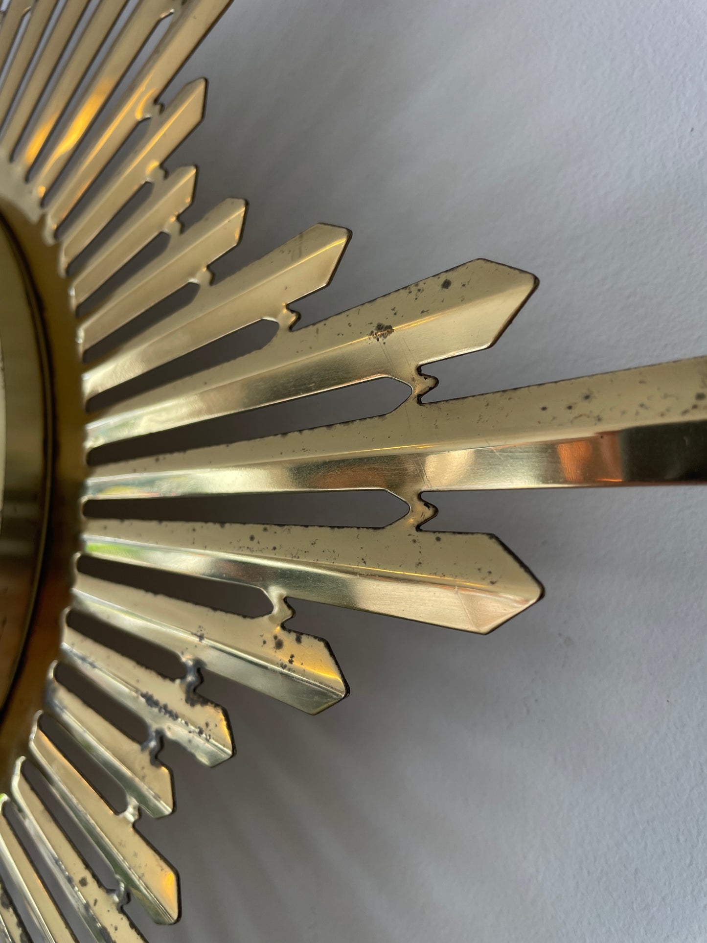 Vintage Mid-Century Gold Starburst Wall Clock by Timemaster Quartz – 45cm Atomic Sunburst Retro Wall Clock